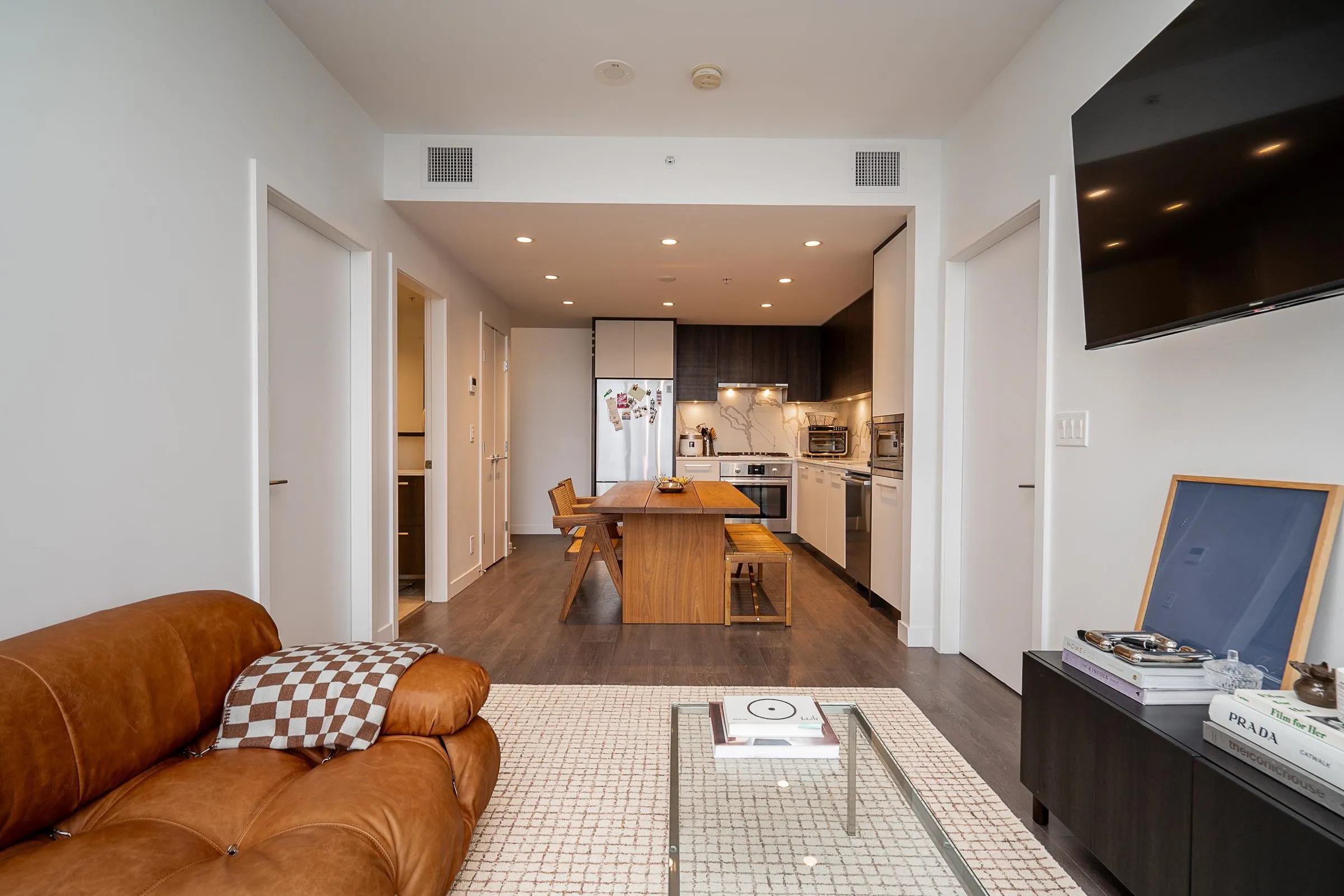 1701 567 Clarke Road