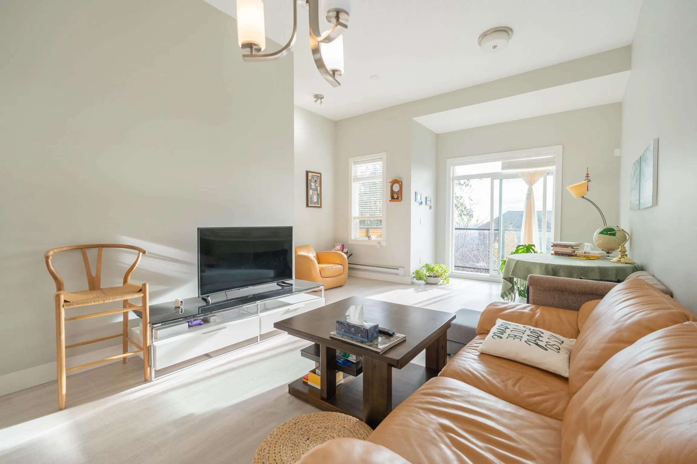 114 3525 Chandler Street