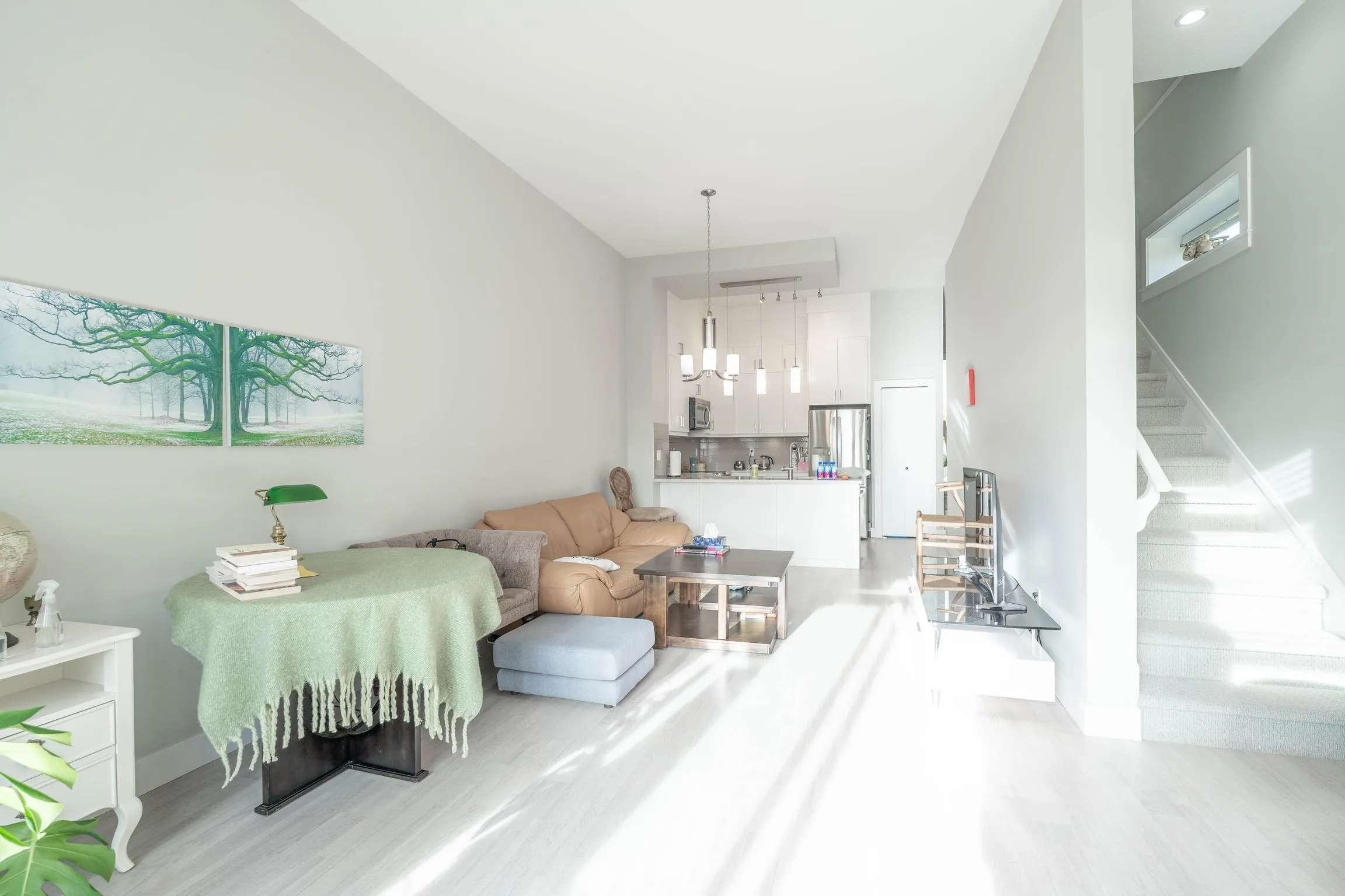 114 3525 Chandler Street