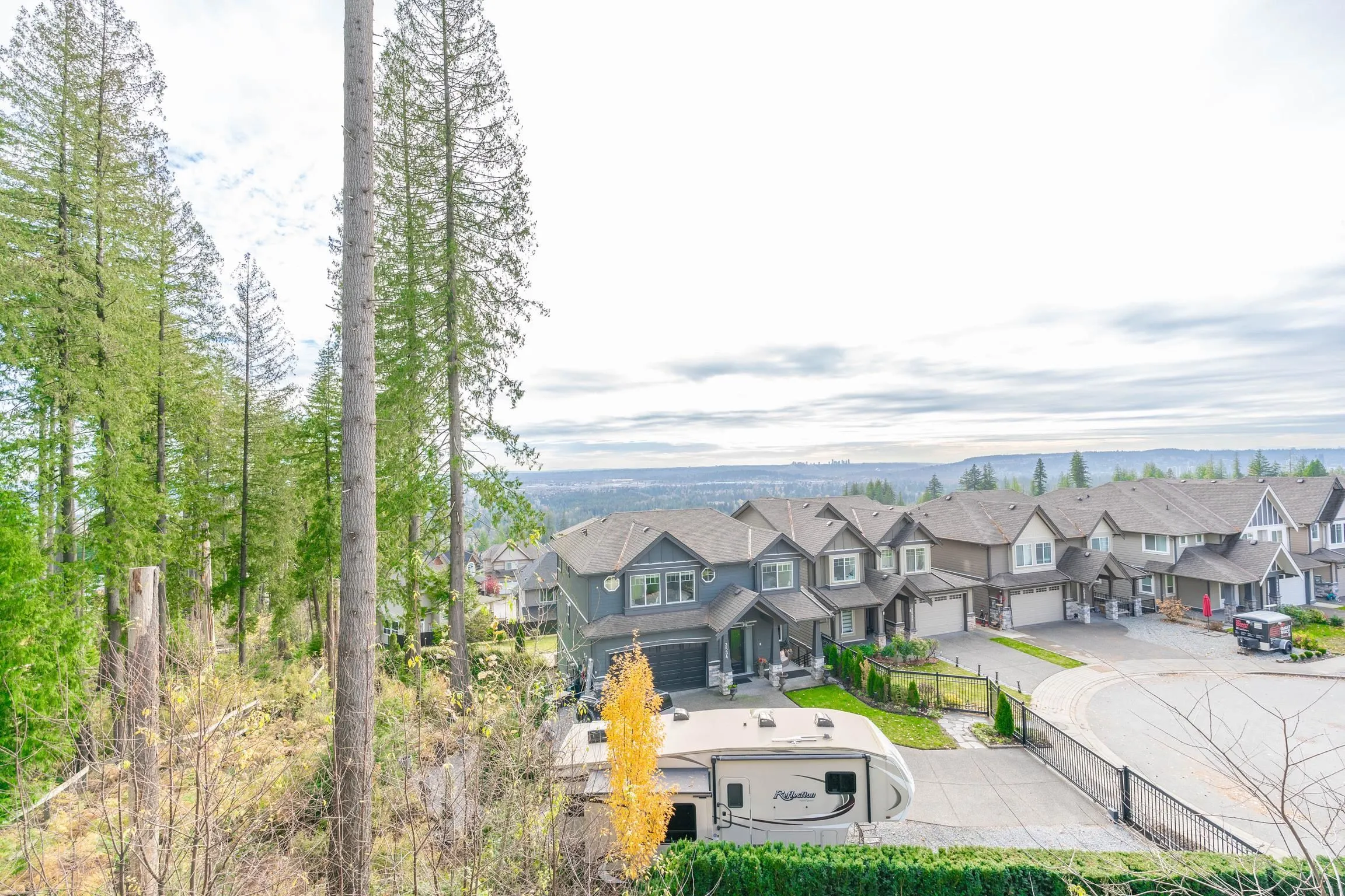 114 3525 Chandler Street