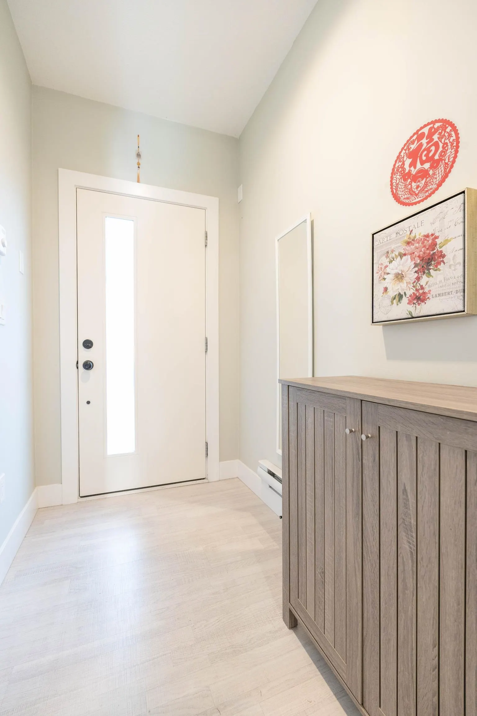 114 3525 Chandler Street