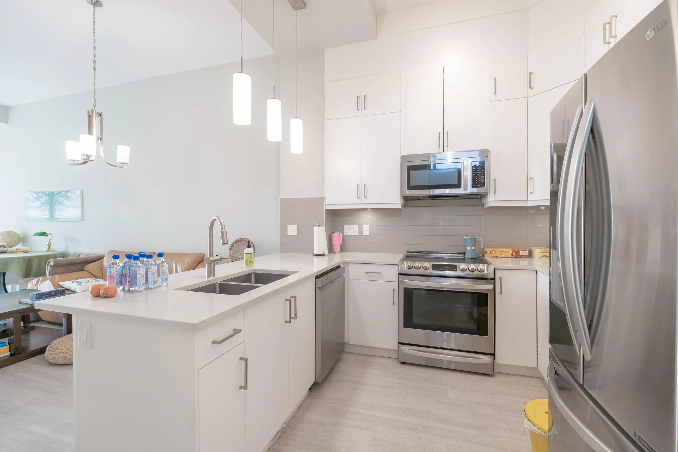 114 3525 Chandler Street