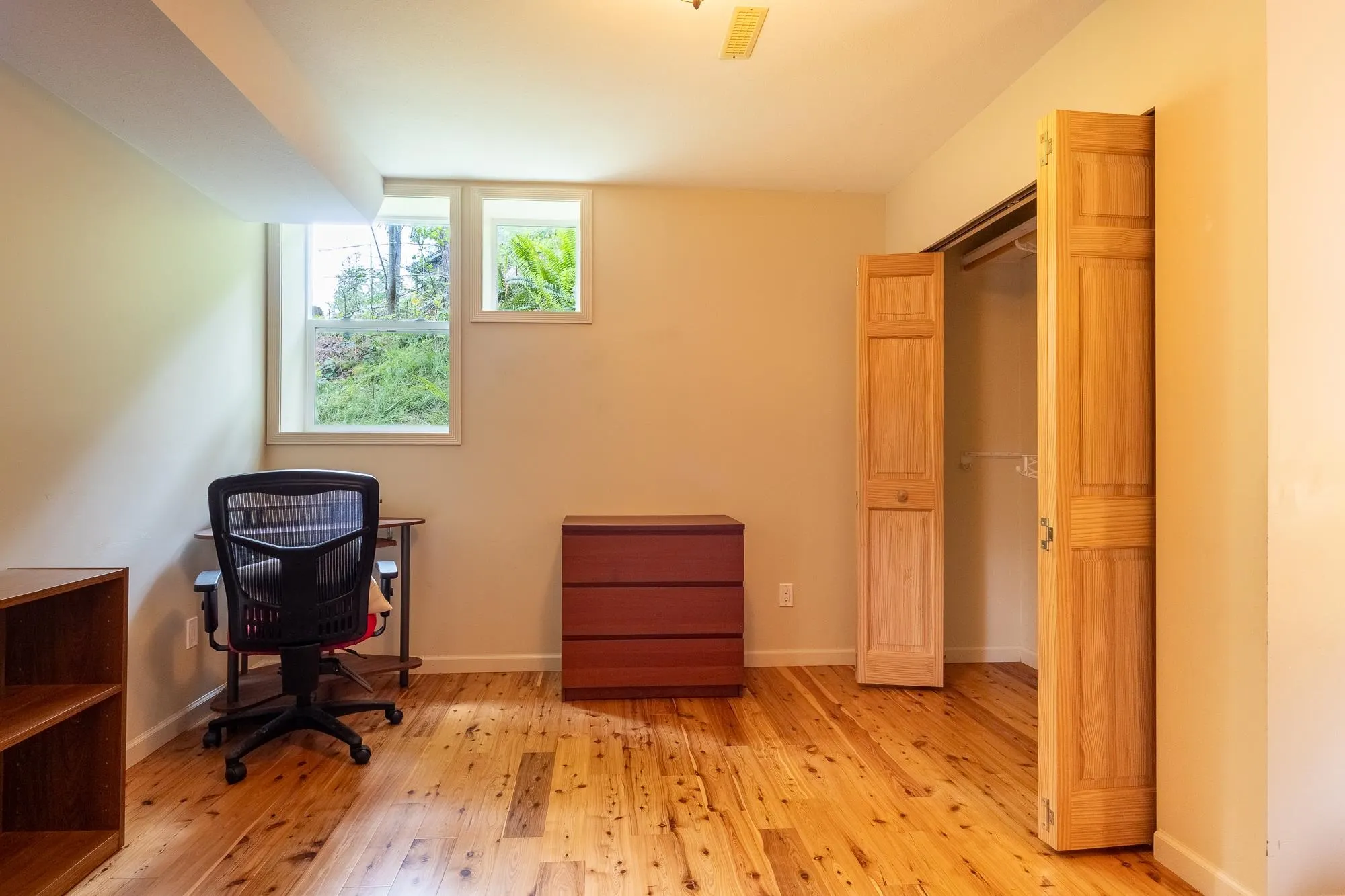 5803 Marine Way