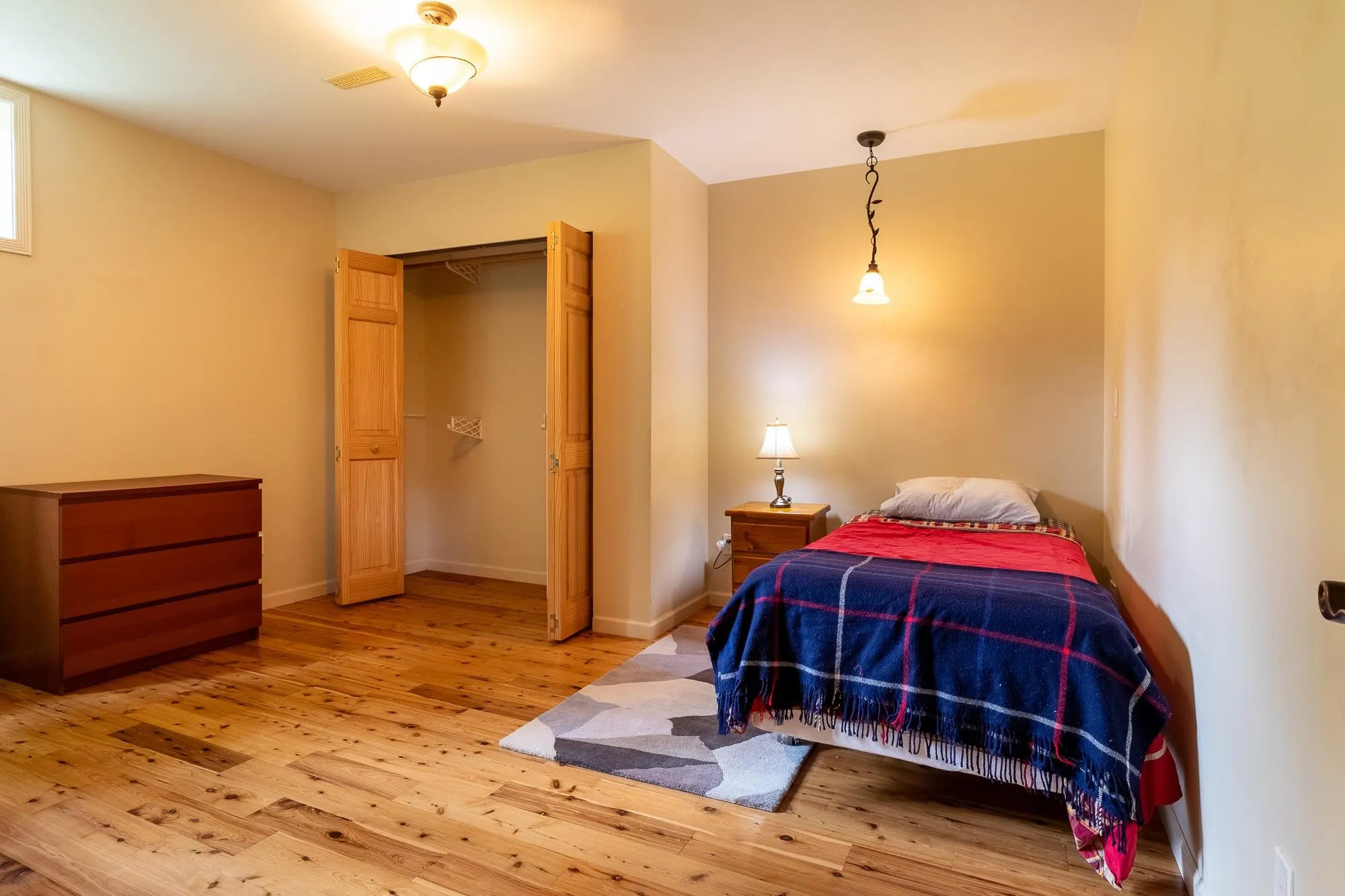 5803 Marine Way