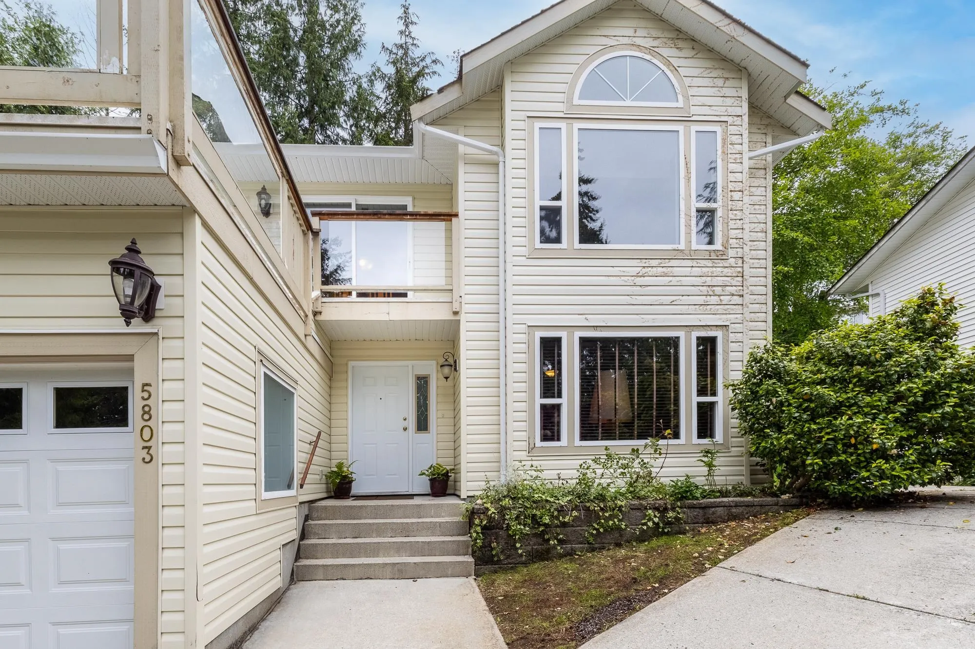 5803 Marine Way