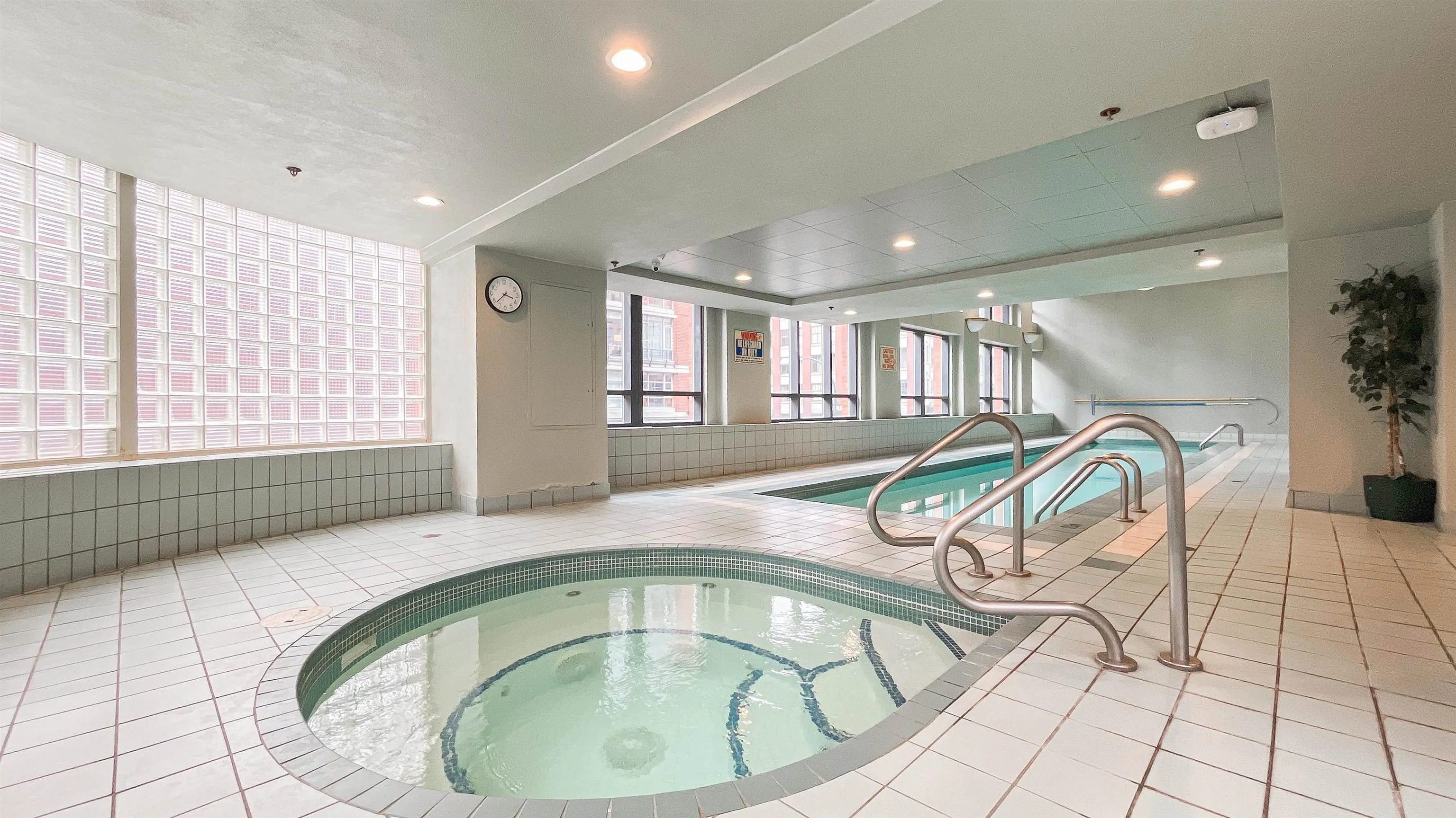 1103 212 Davie Street