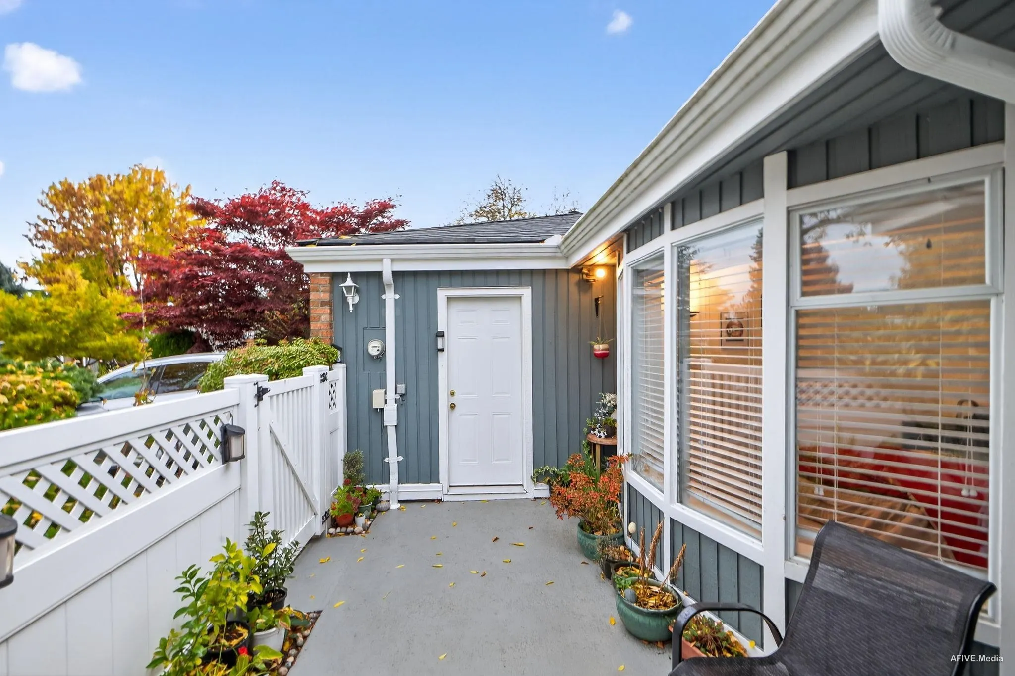 103 14271 18a Avenue