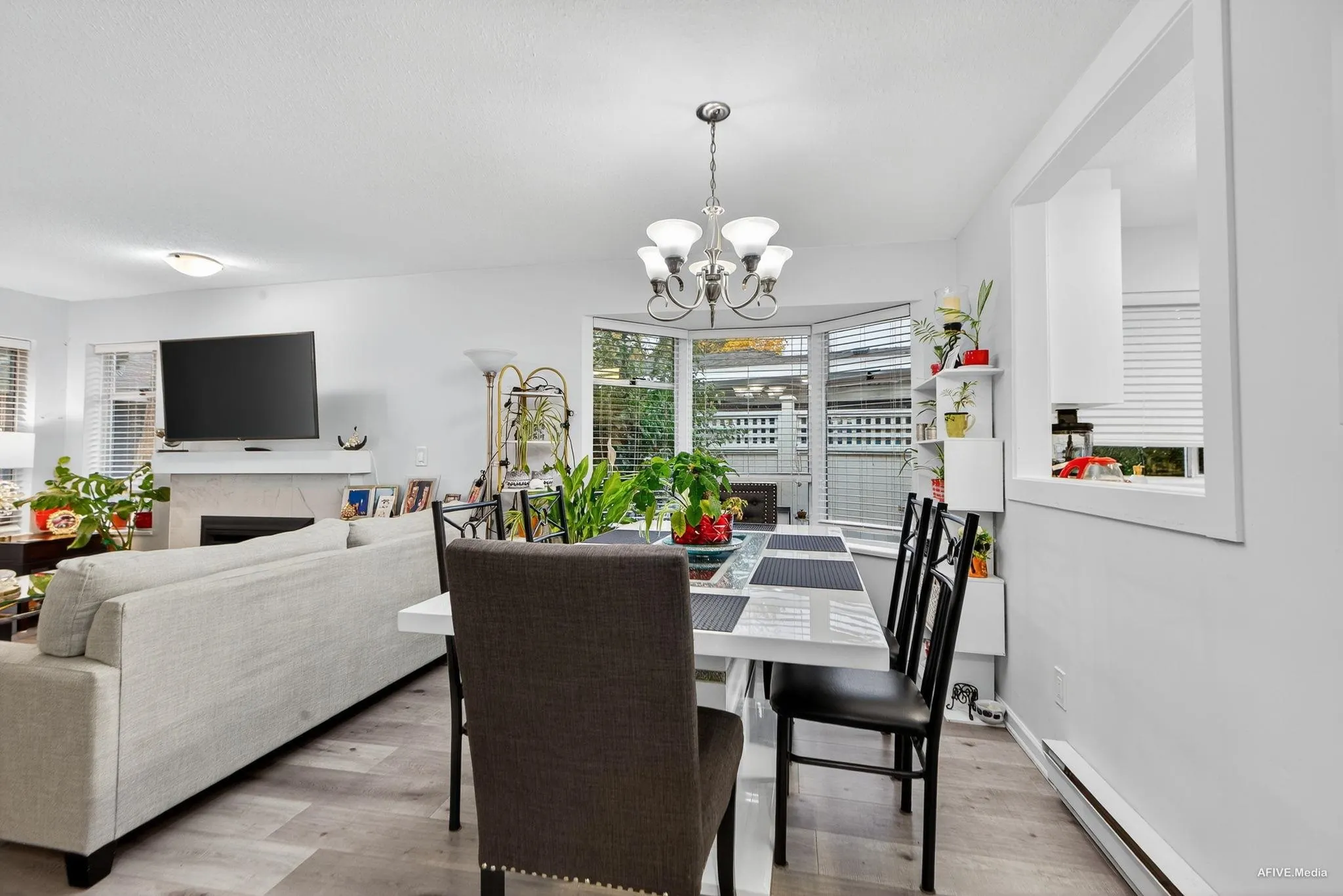 103 14271 18a Avenue