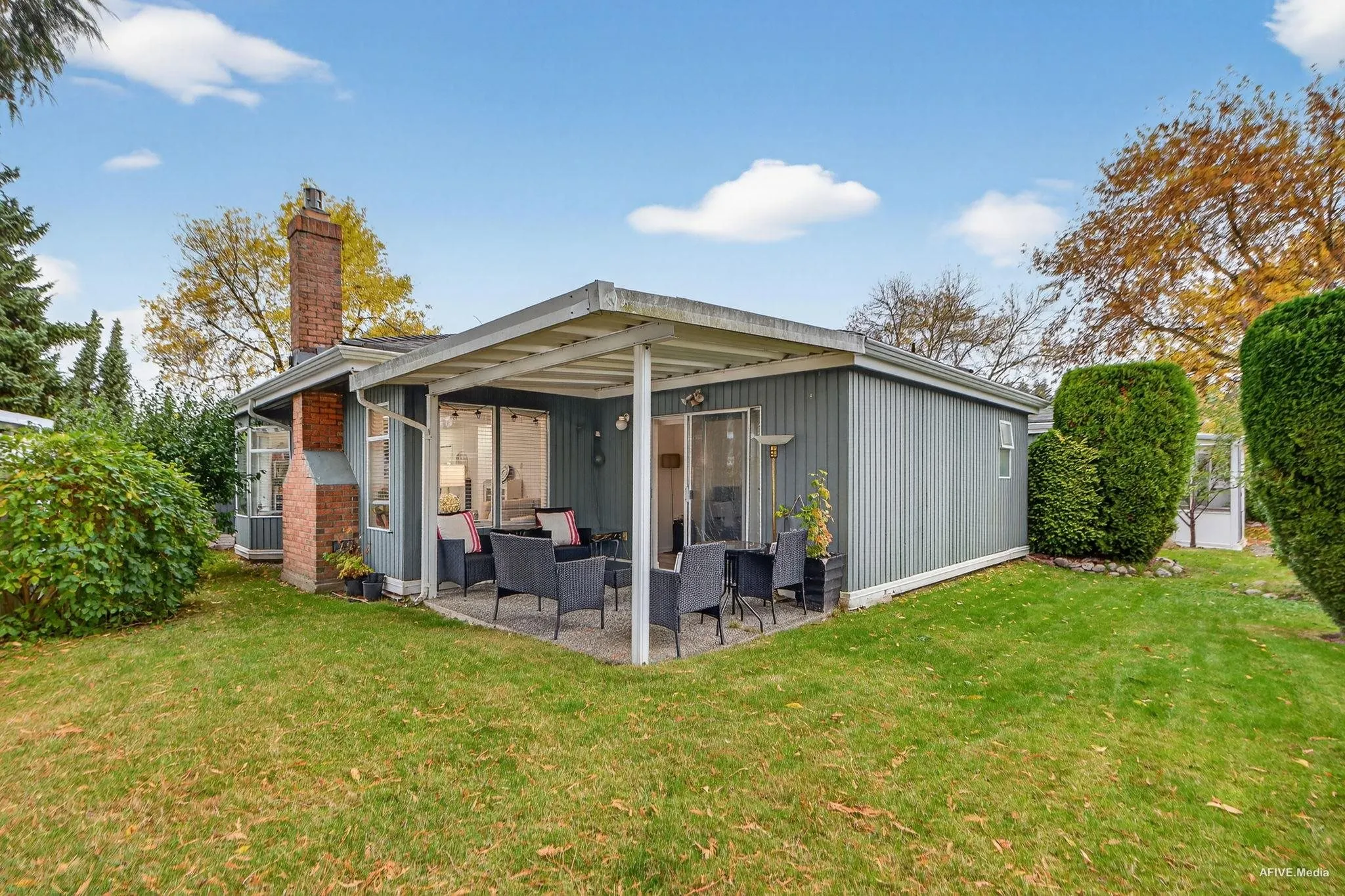 103 14271 18a Avenue