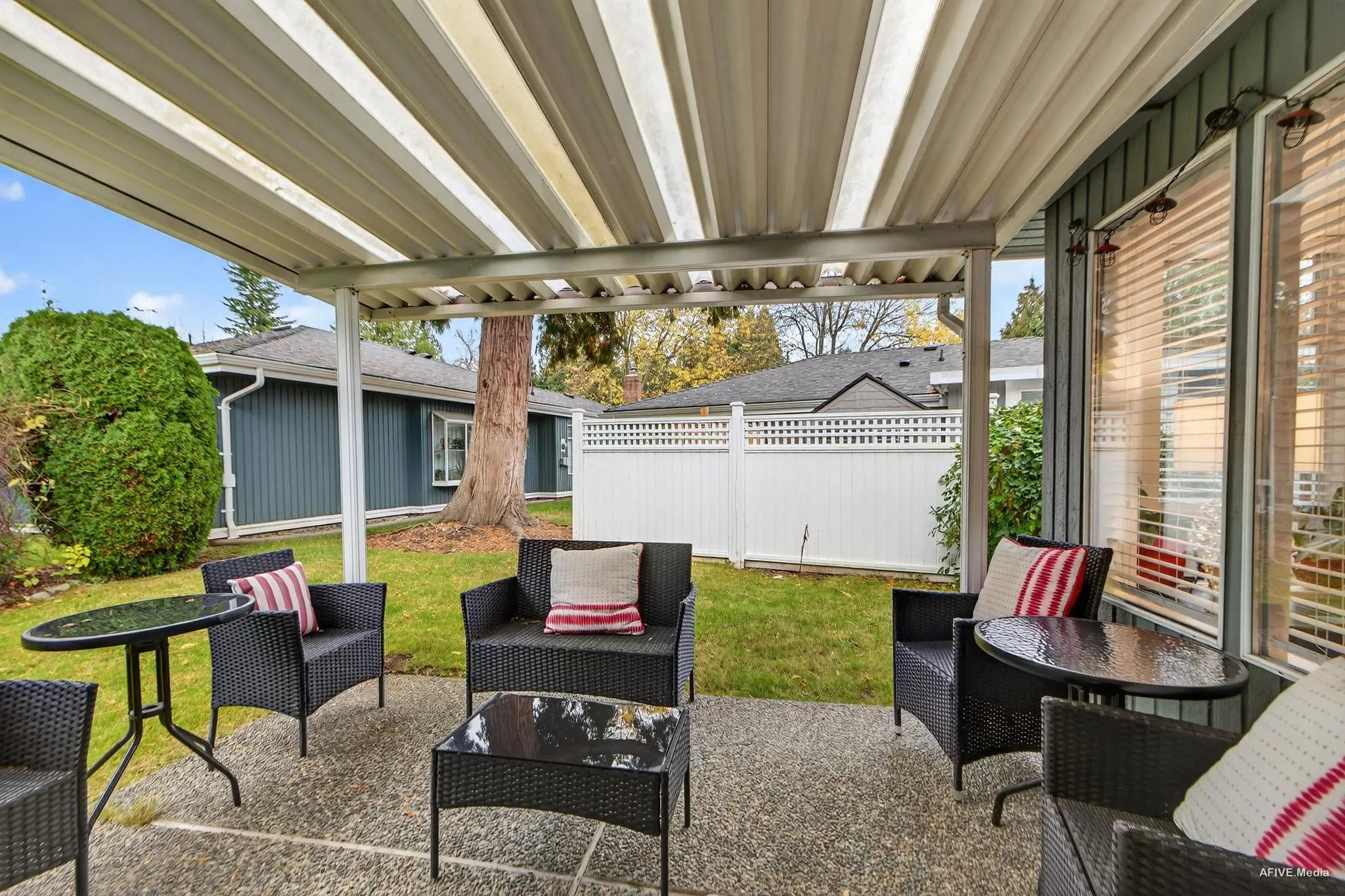 103 14271 18a Avenue