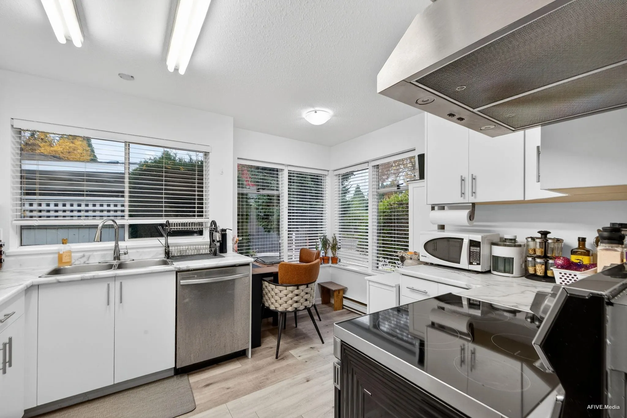 103 14271 18a Avenue