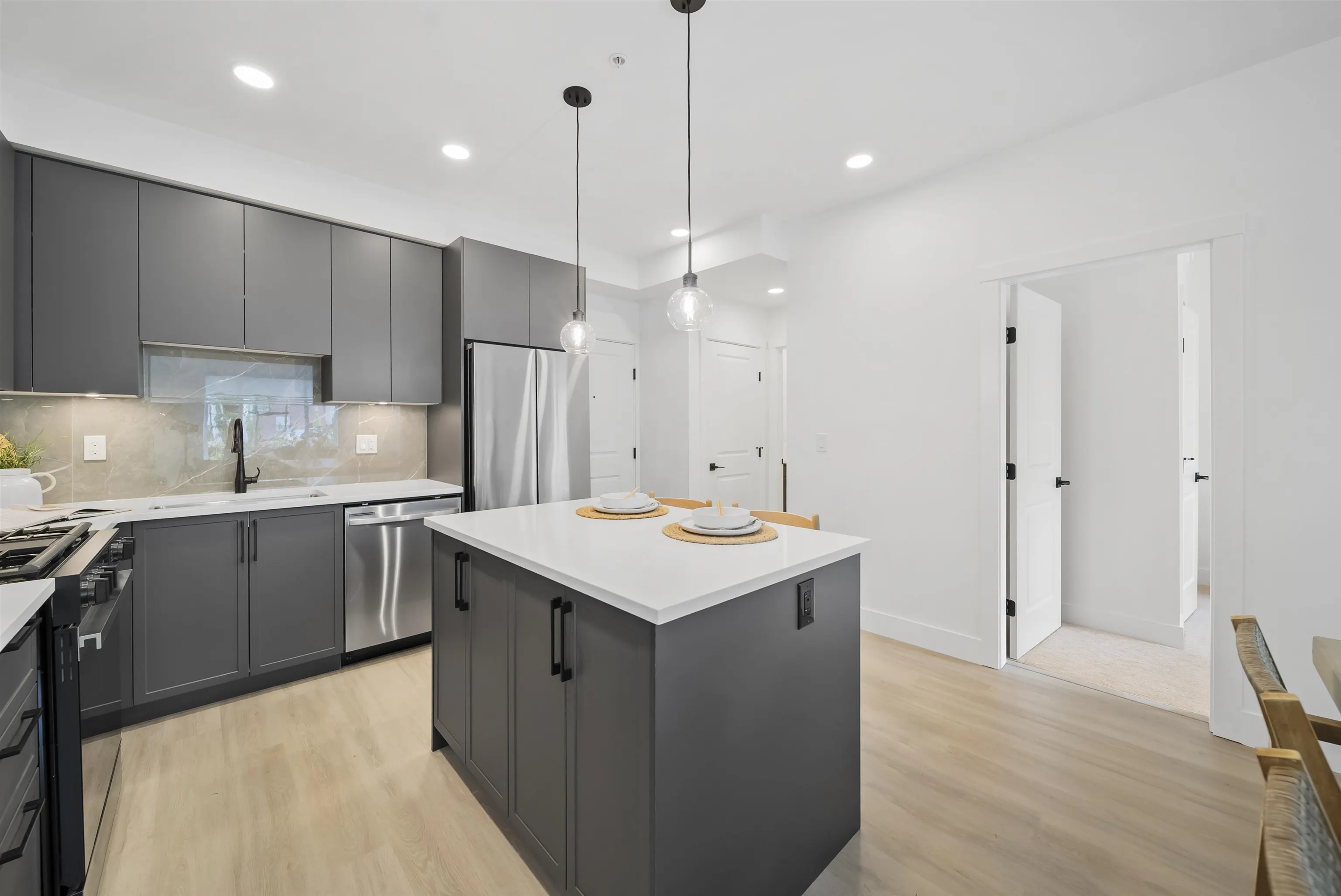 112 3438 146a Street