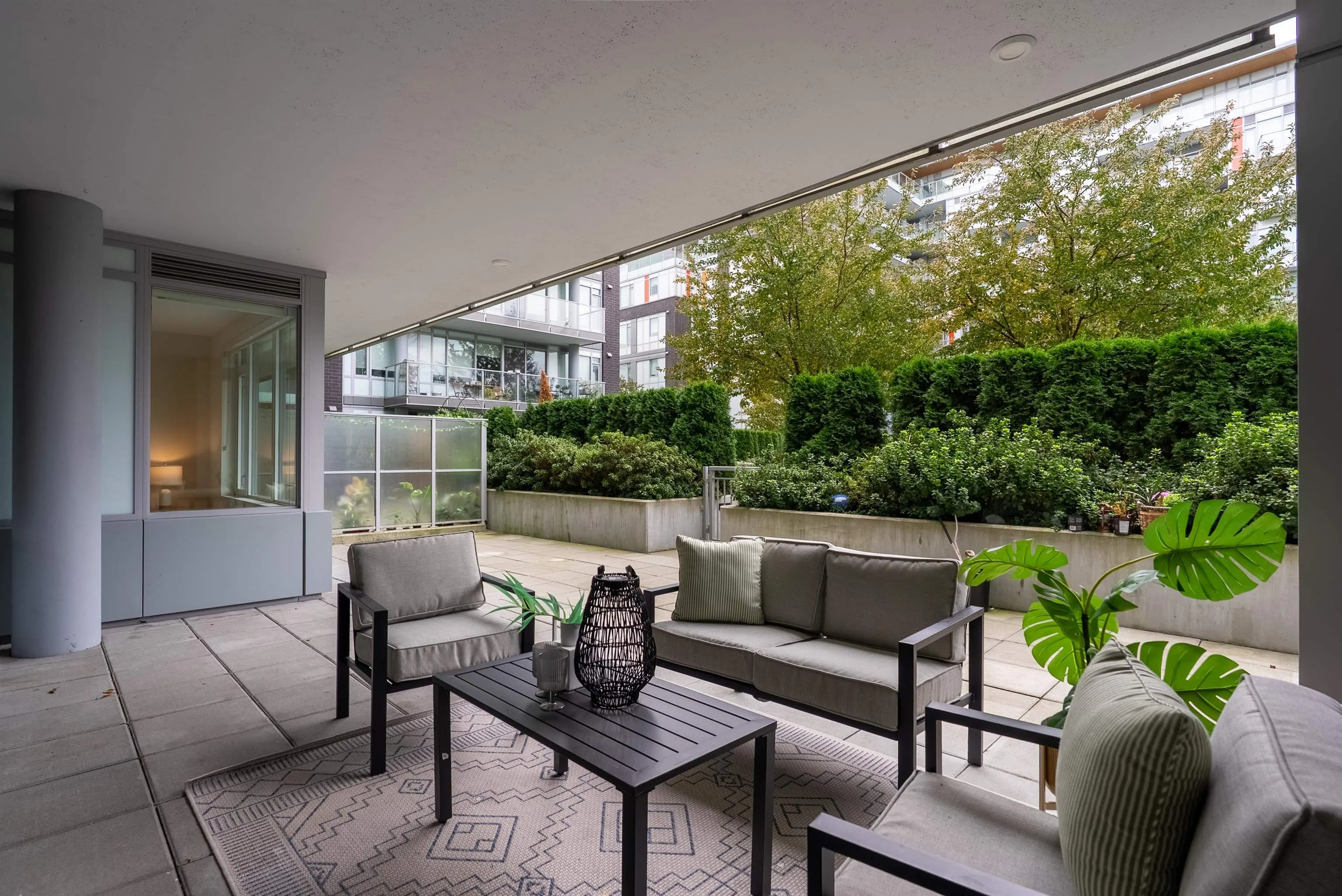 103 10788 No. 5 Road