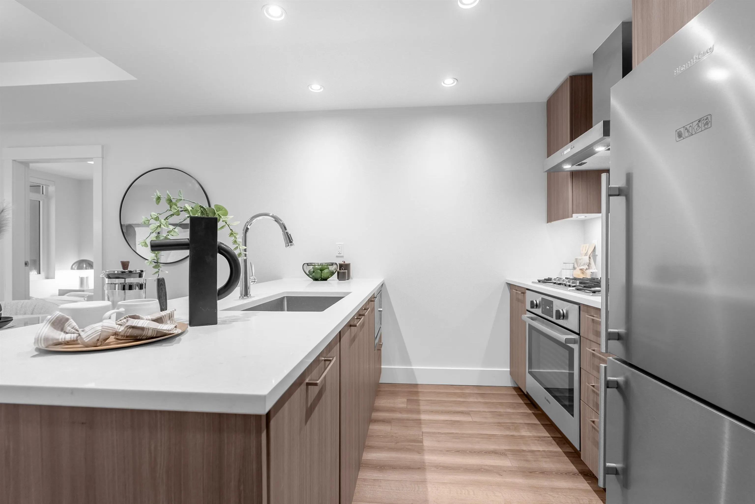 103 10788 No. 5 Road