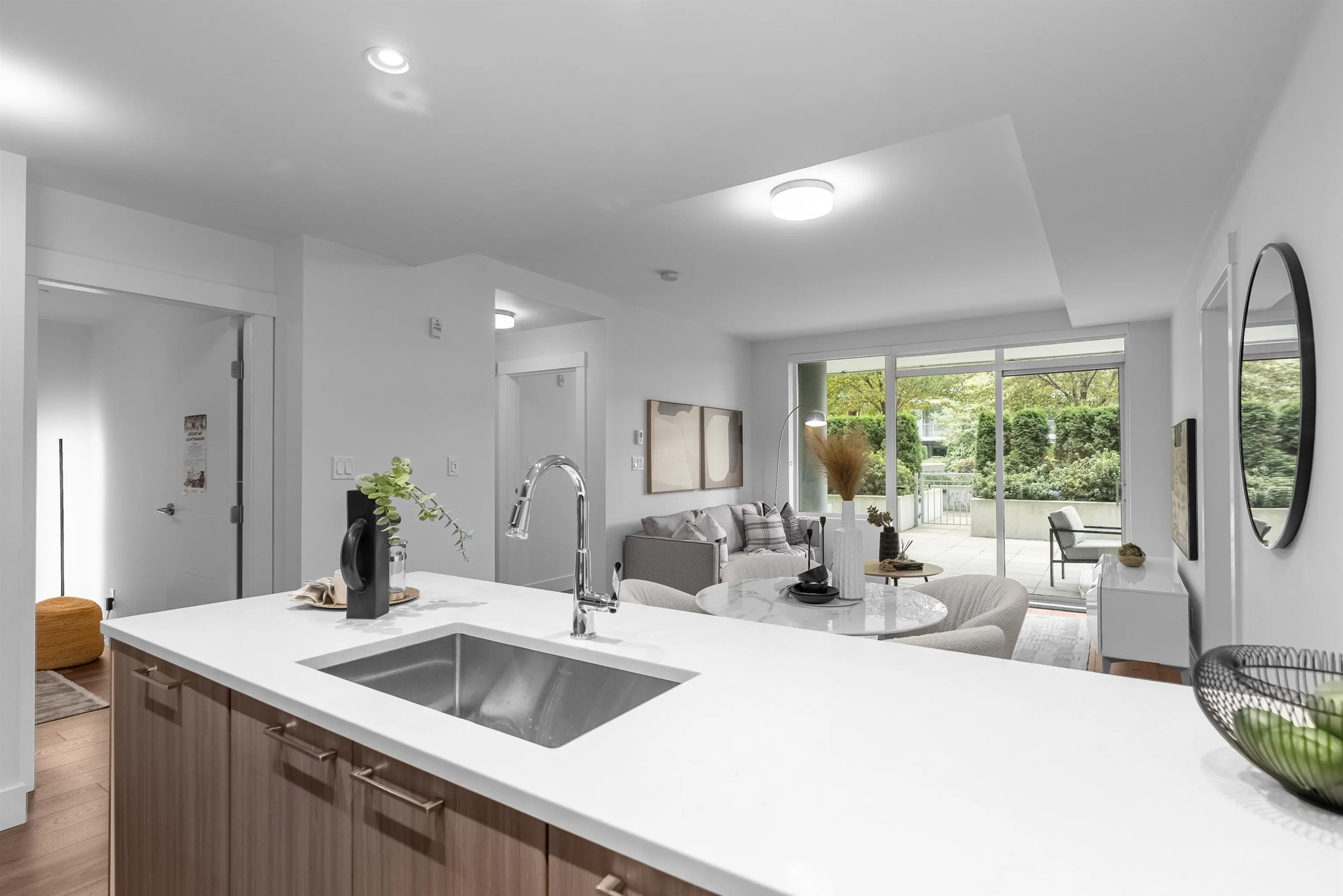 103 10788 No. 5 Road