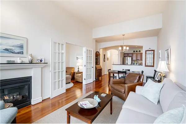 402 2175 Salal Drive