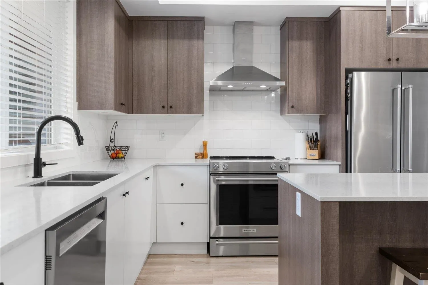 140 46211 Promontory Road