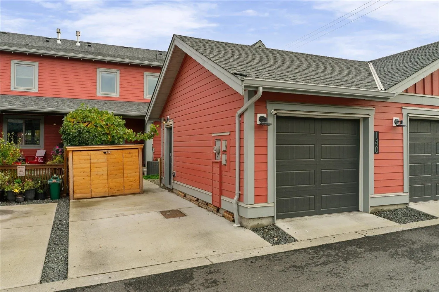 140 46211 Promontory Road