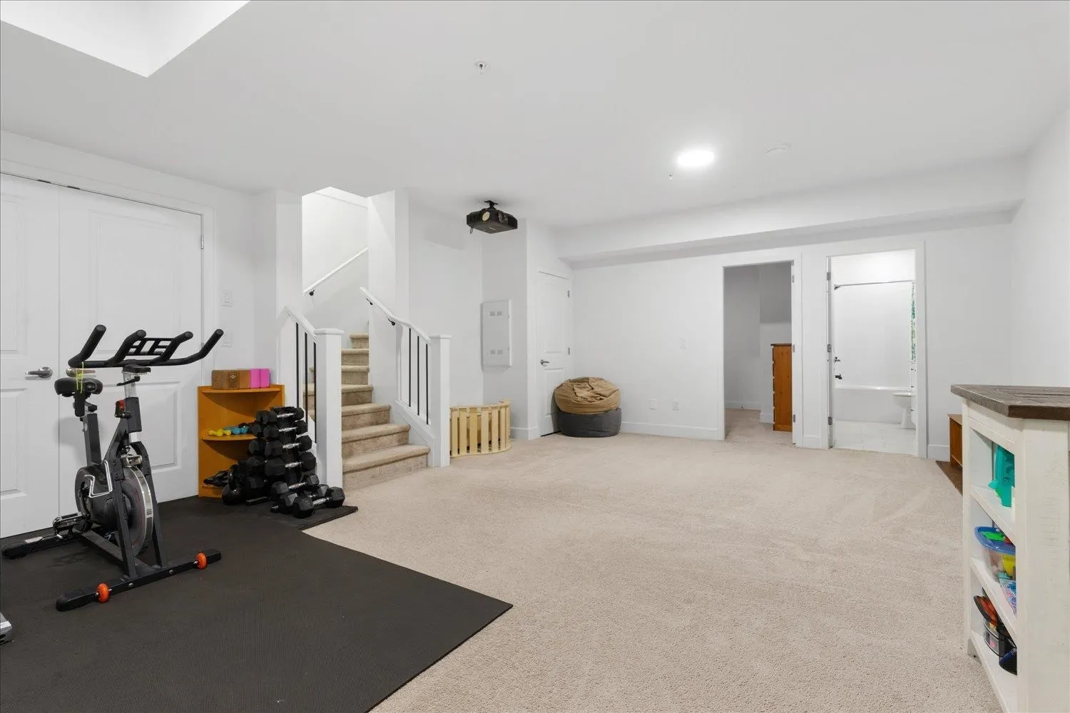 140 46211 Promontory Road