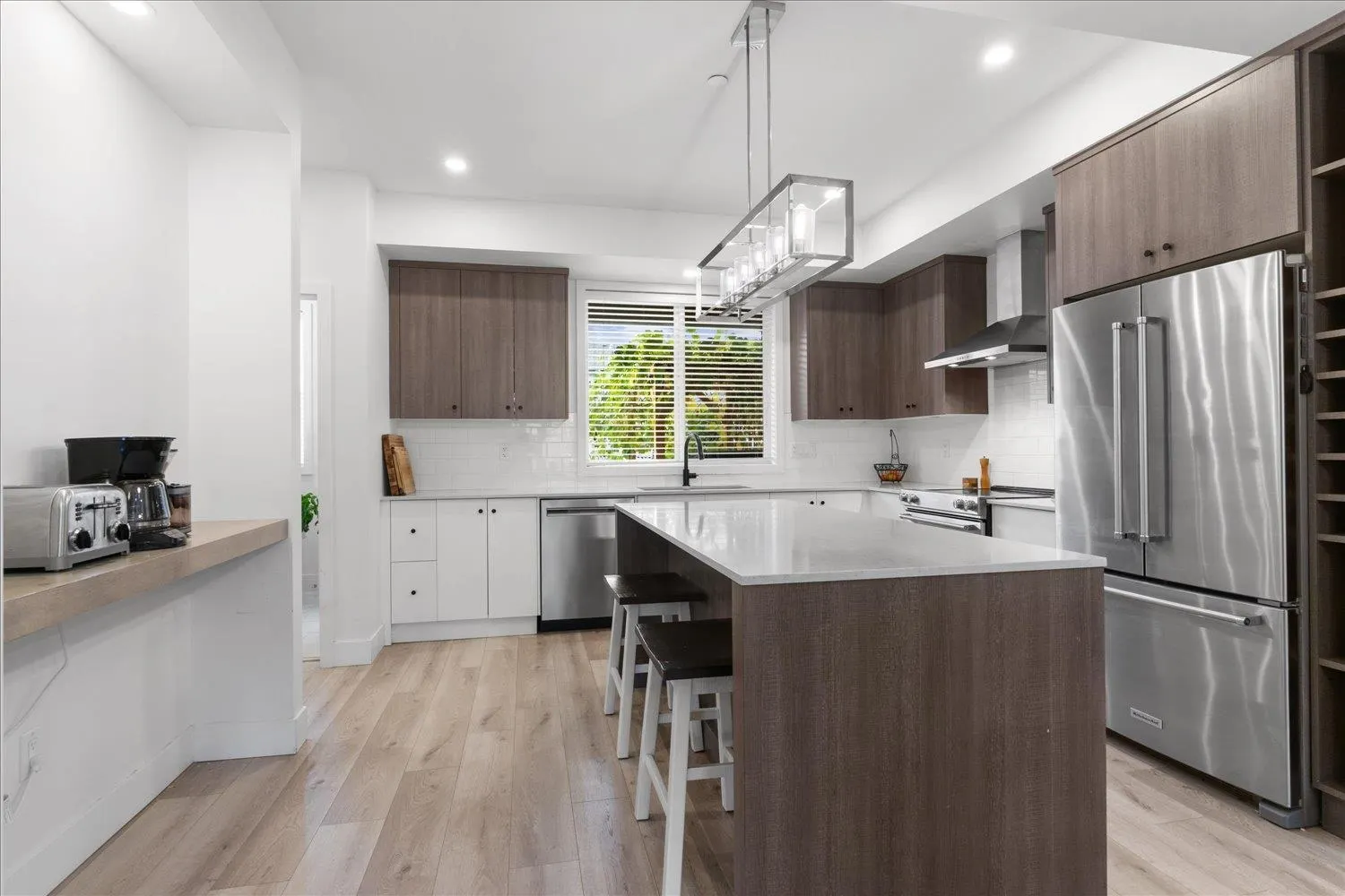 140 46211 Promontory Road