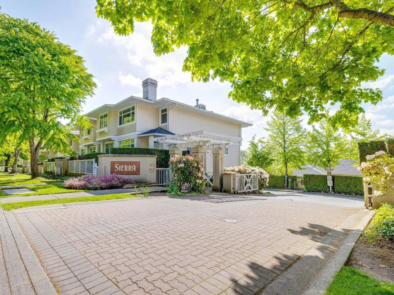 1 3576 Rainier Place