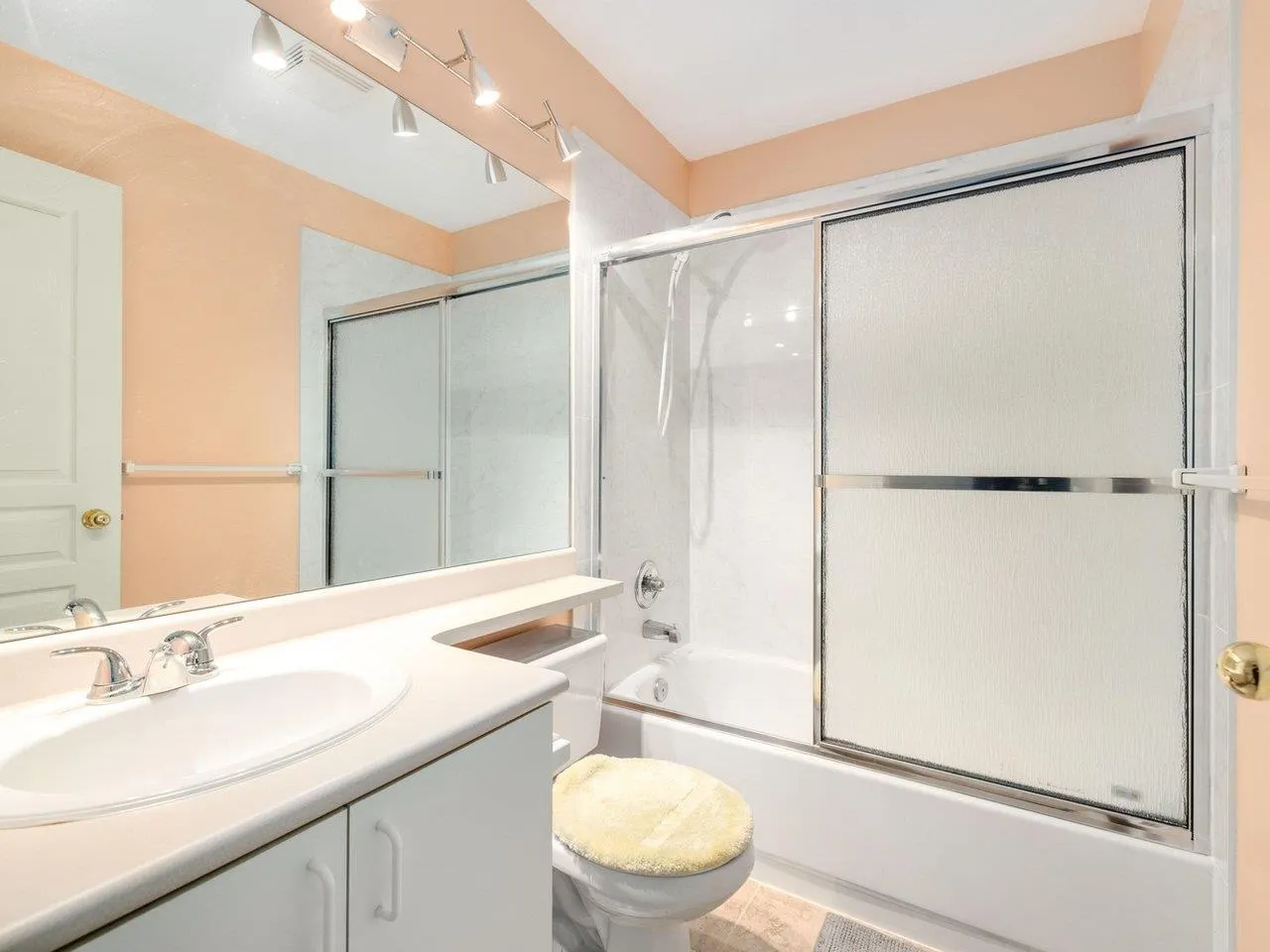 1 3576 Rainier Place