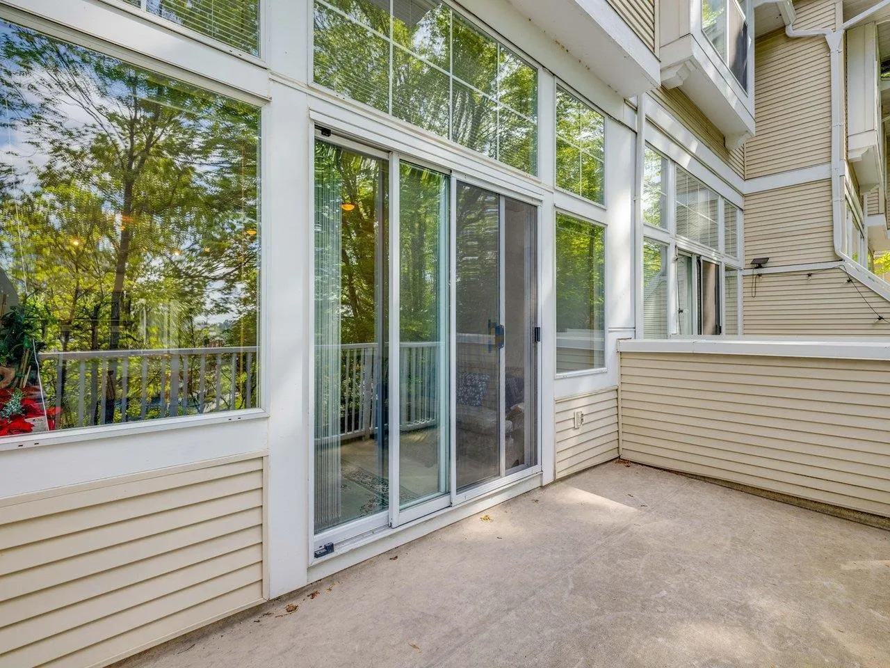 1 3576 Rainier Place