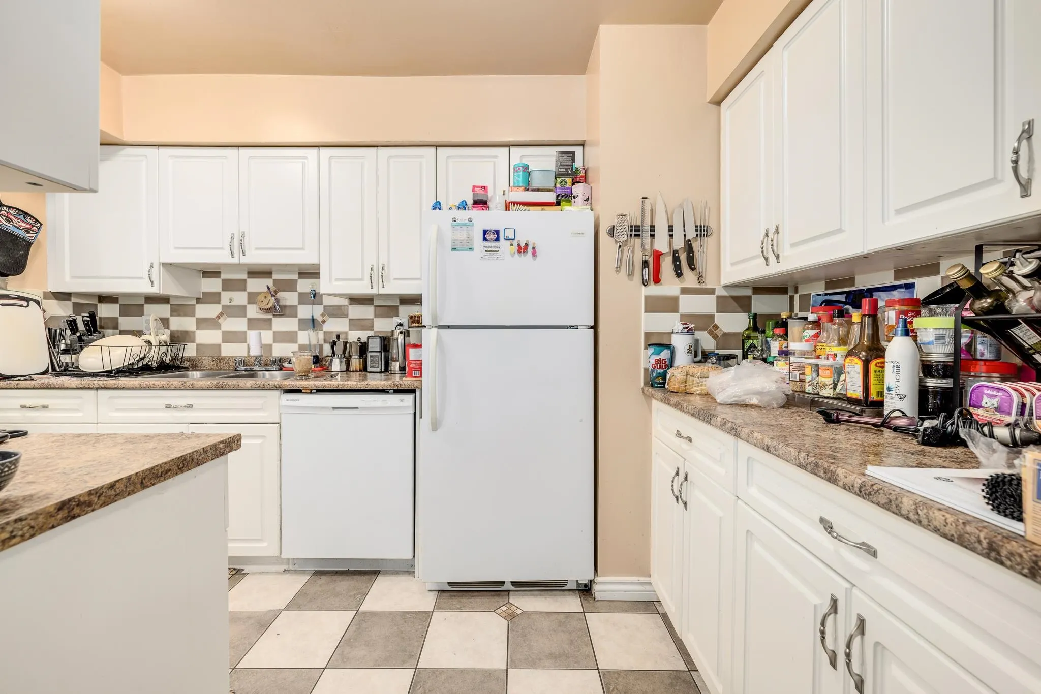 14810 Holly Park Lane