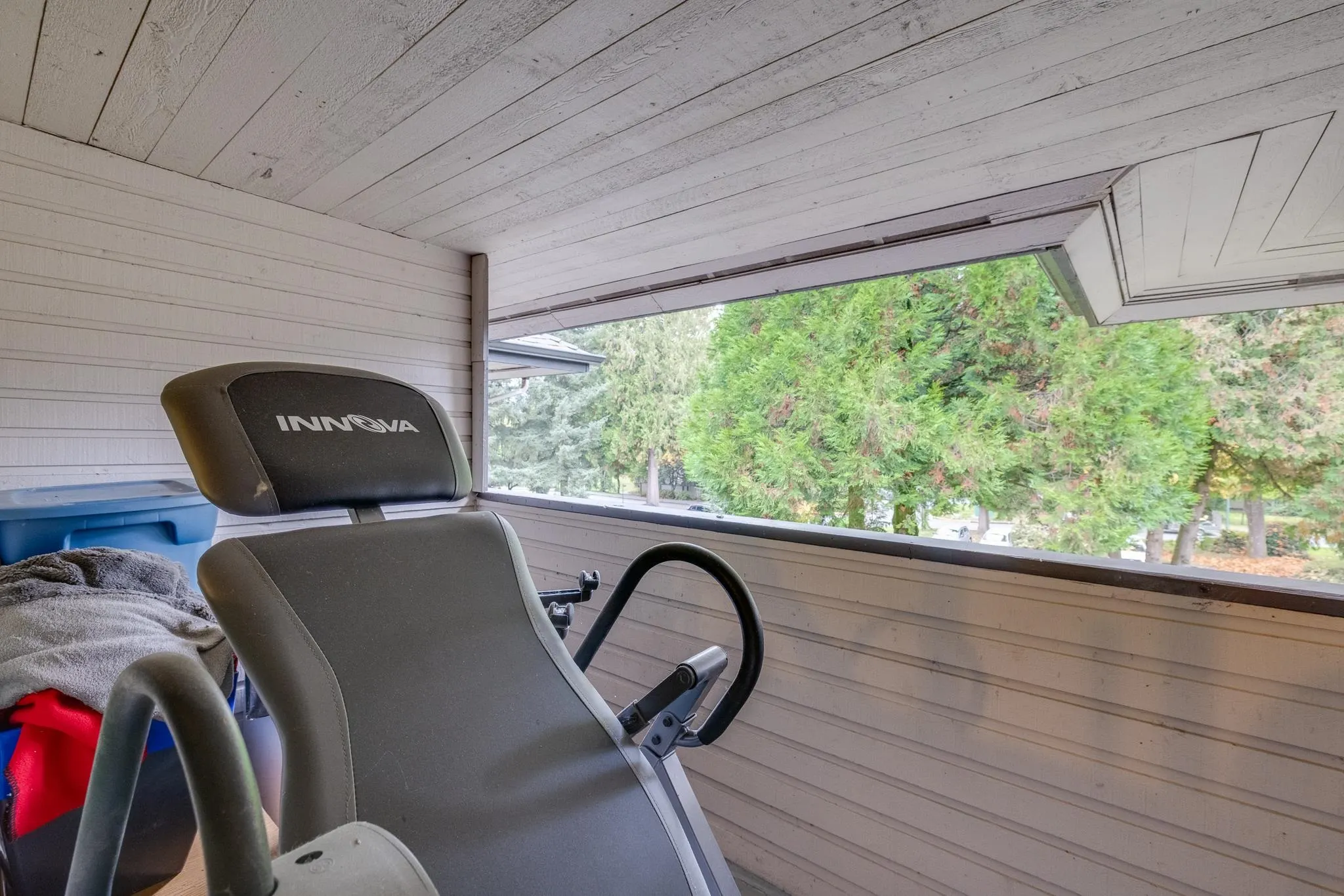 14810 Holly Park Lane