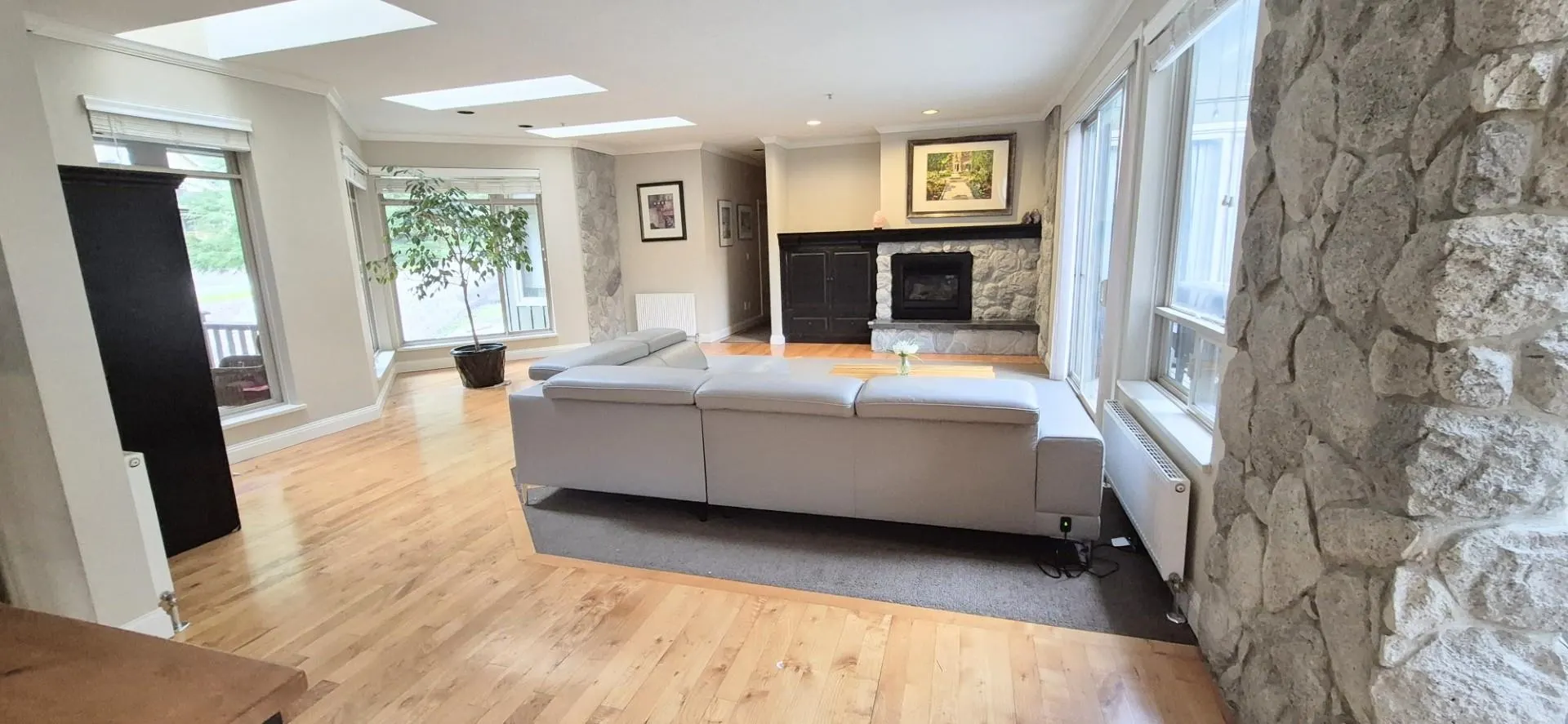 158 Stonegate Drive