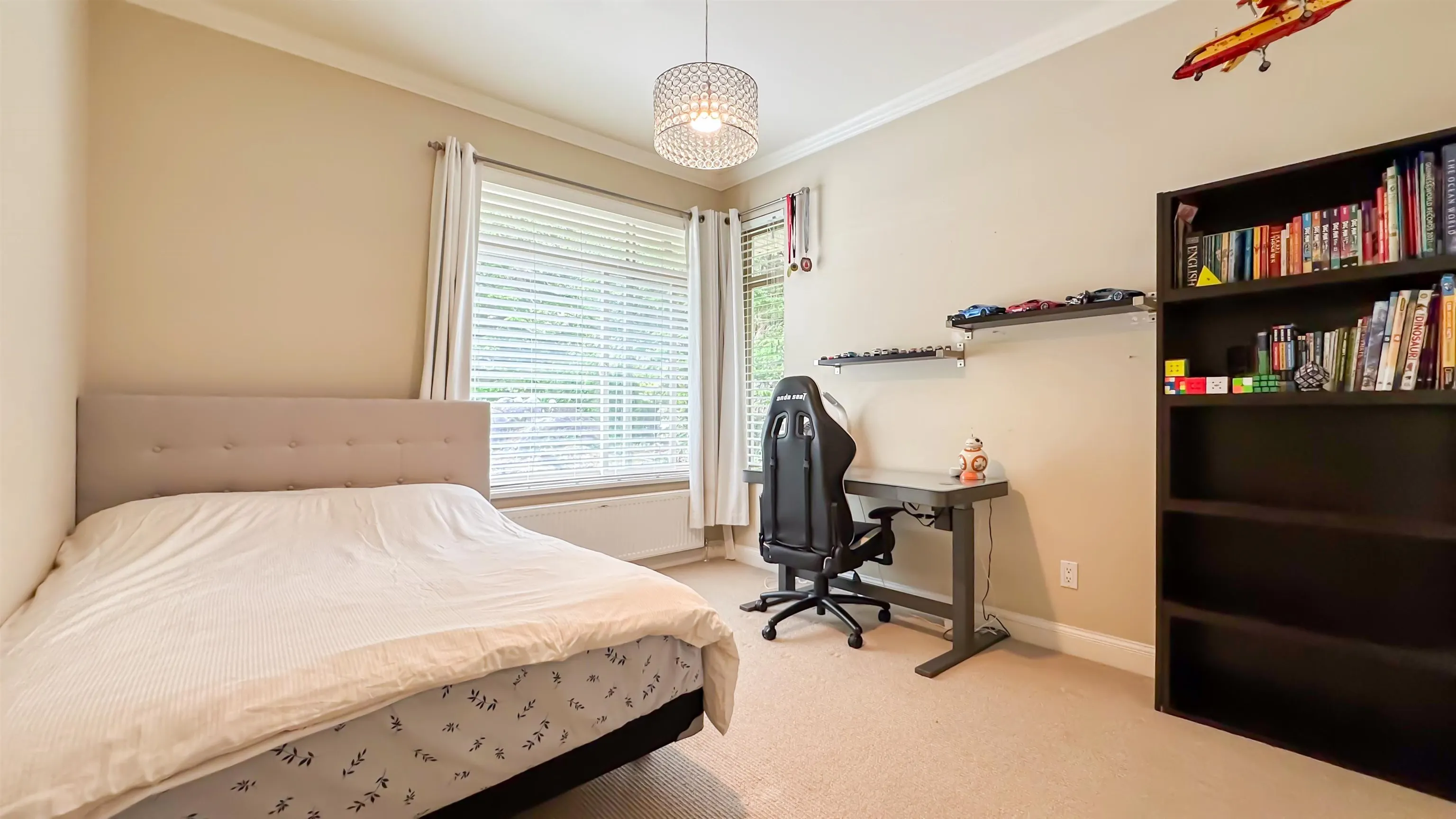 158 Stonegate Drive