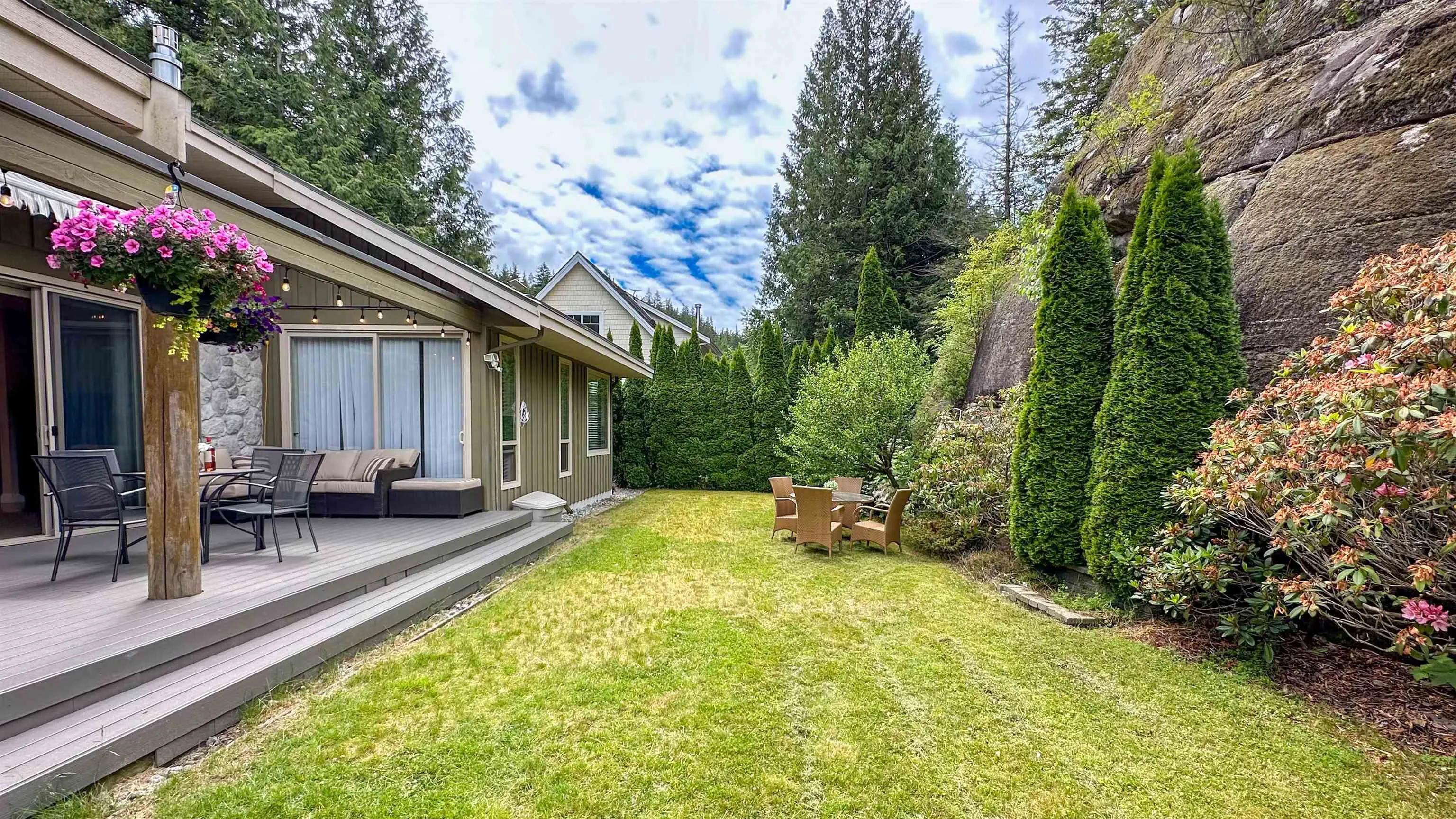 158 Stonegate Drive
