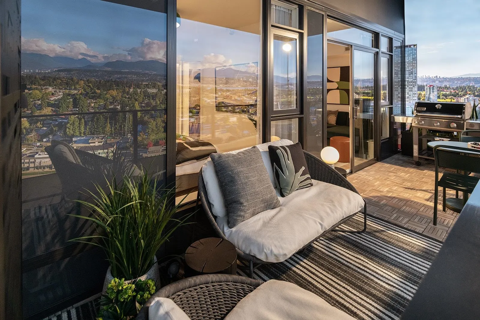 705 13738 Central Avenue