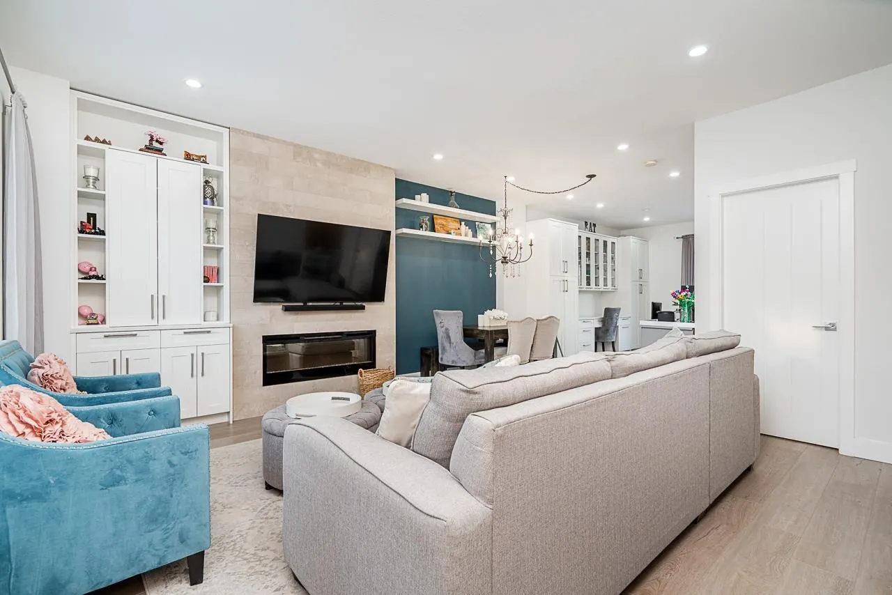 197 2277 Oak Meadows Drive