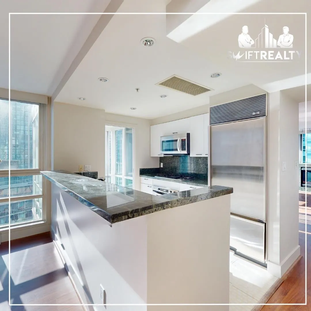 1604 499 Broughton Street