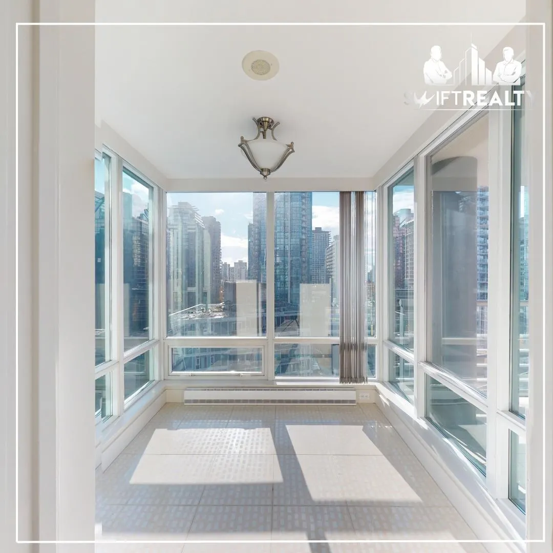 1604 499 Broughton Street