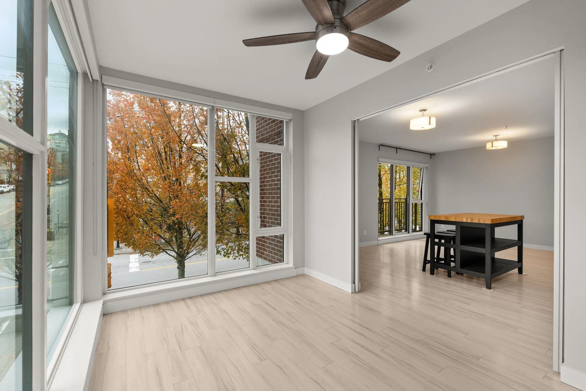 207 111 E 3rd Street