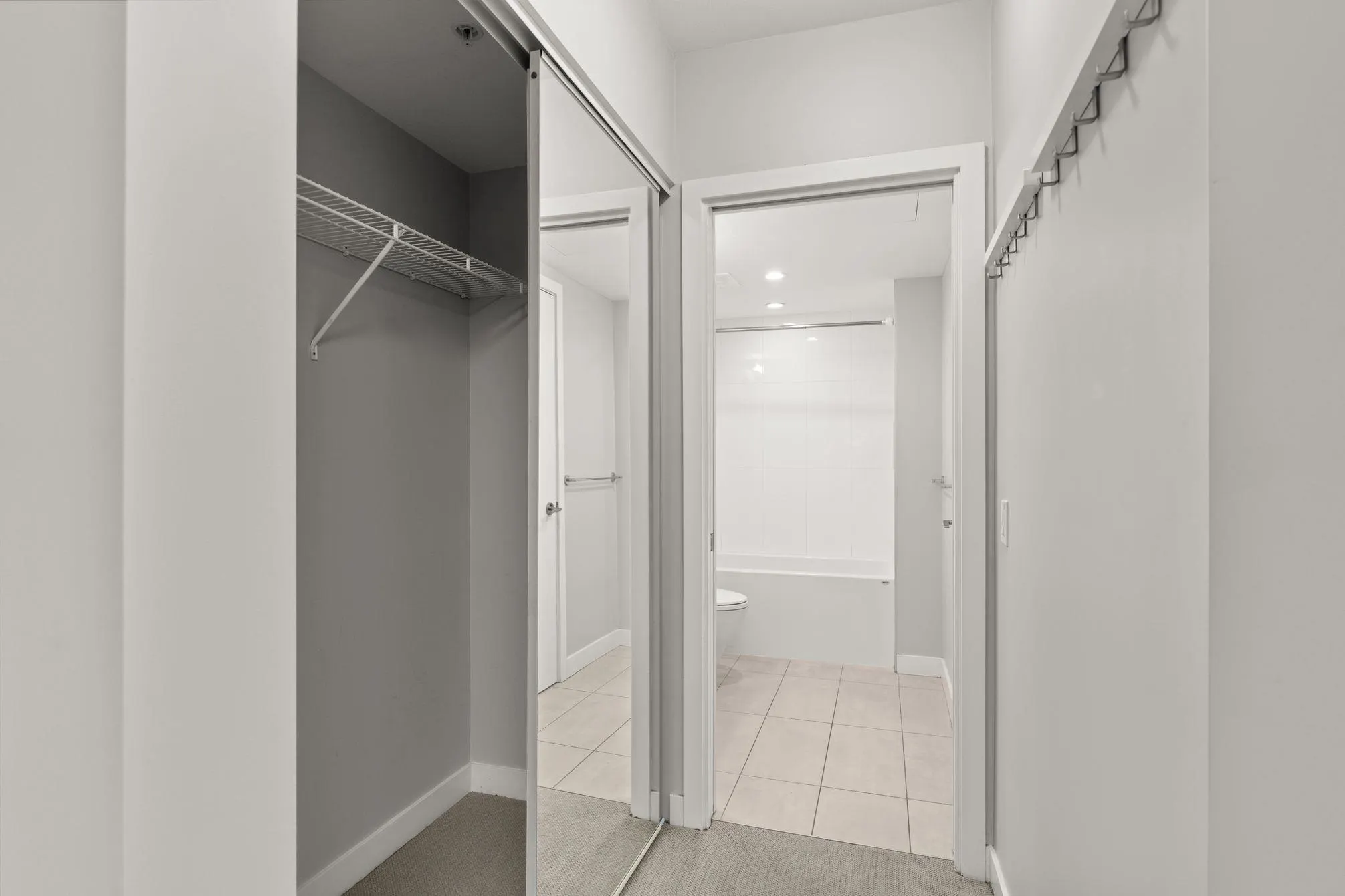 207 111 E 3rd Street