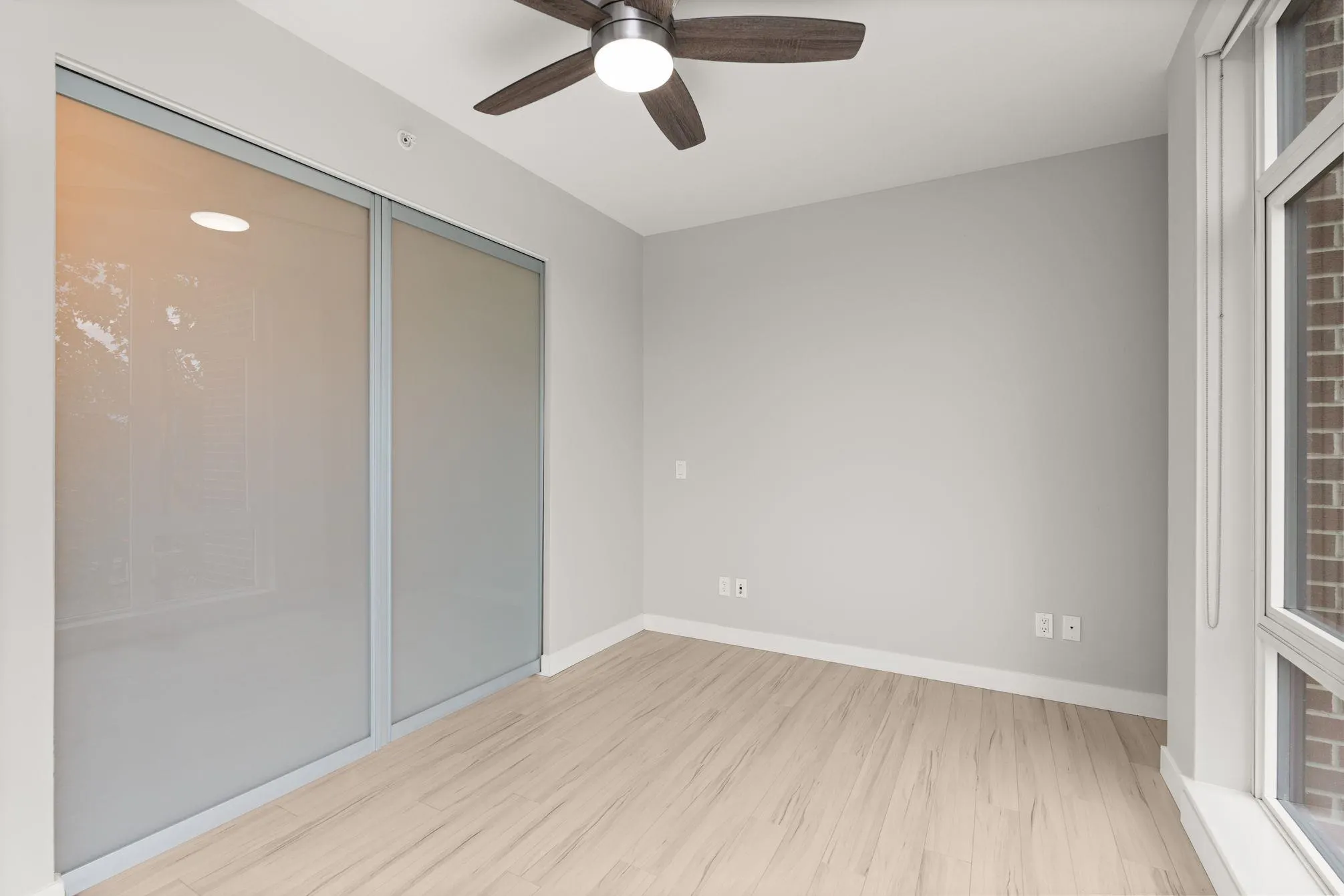 207 111 E 3rd Street