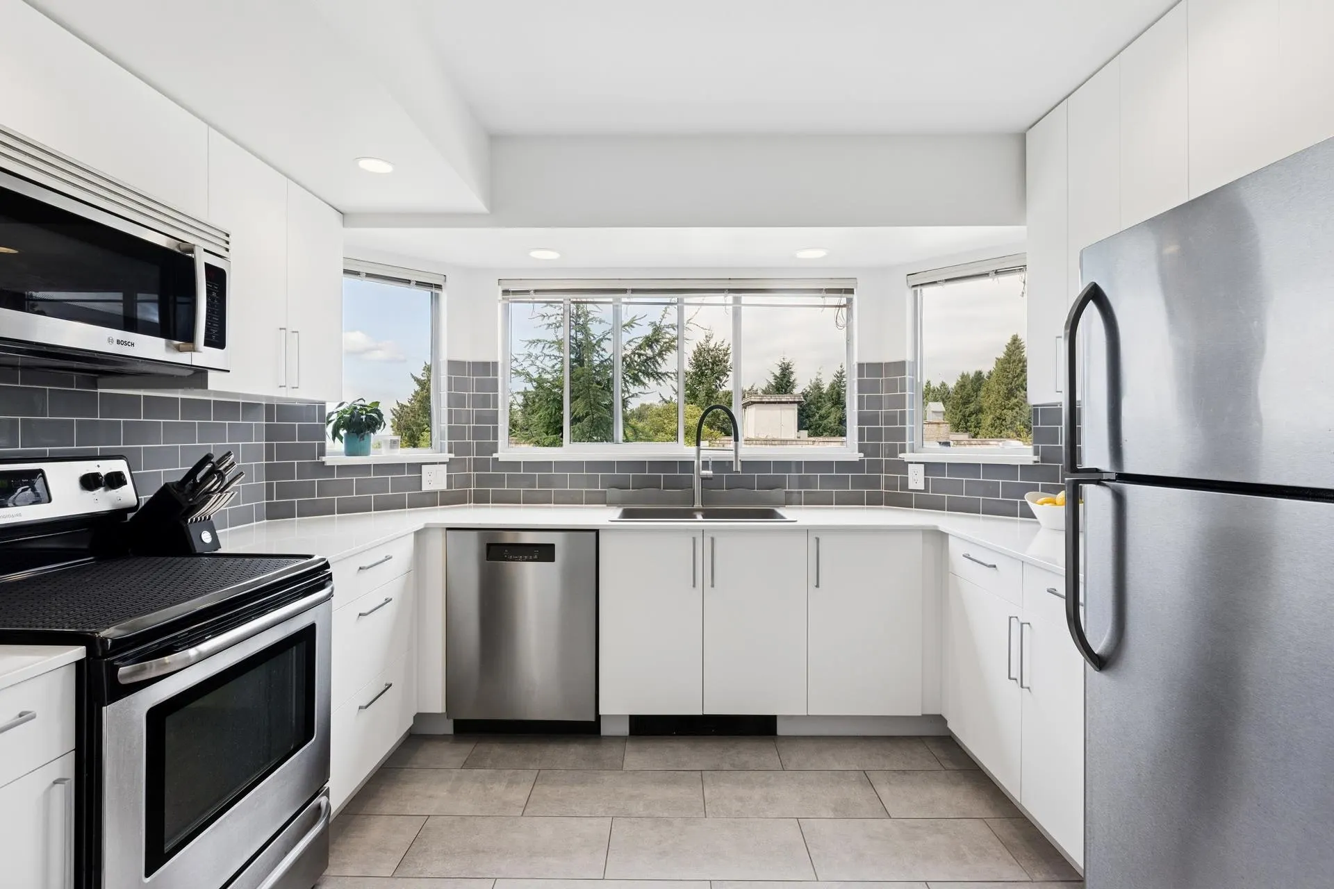 303 131 W 20th Street