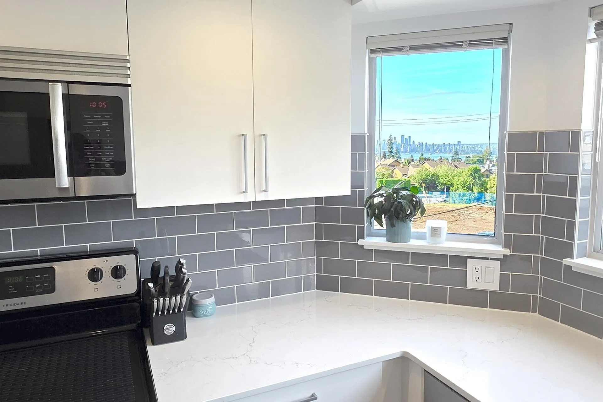 303 131 W 20th Street