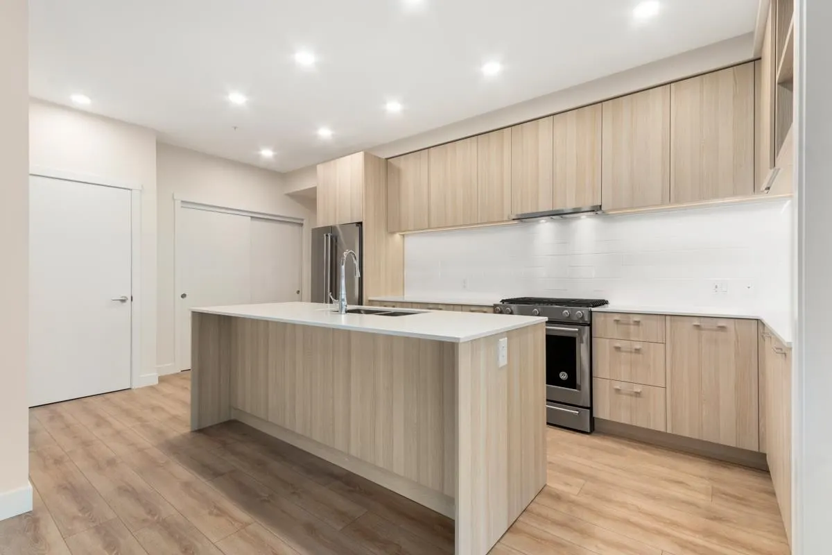 214 721 Anskar Court