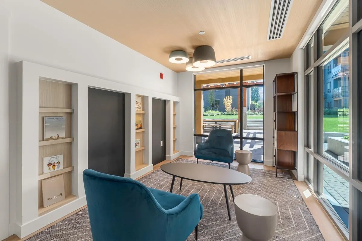 214 721 Anskar Court