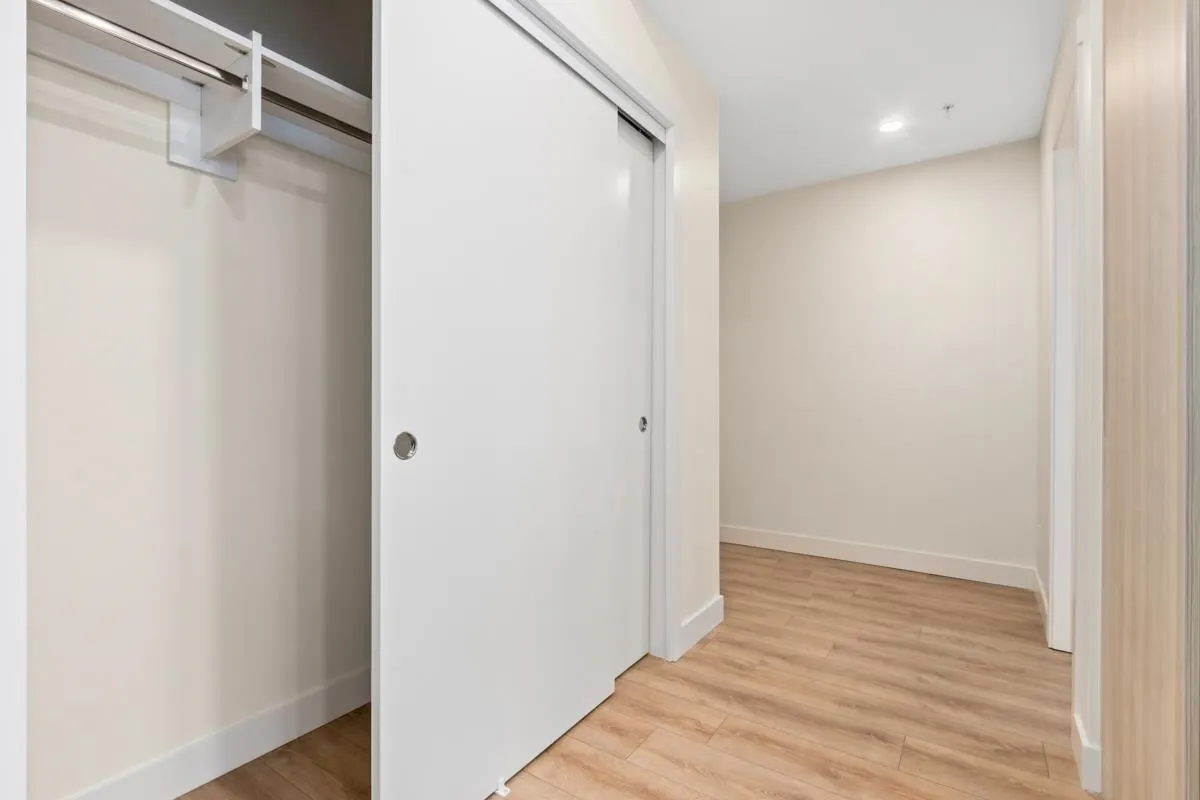 214 721 Anskar Court