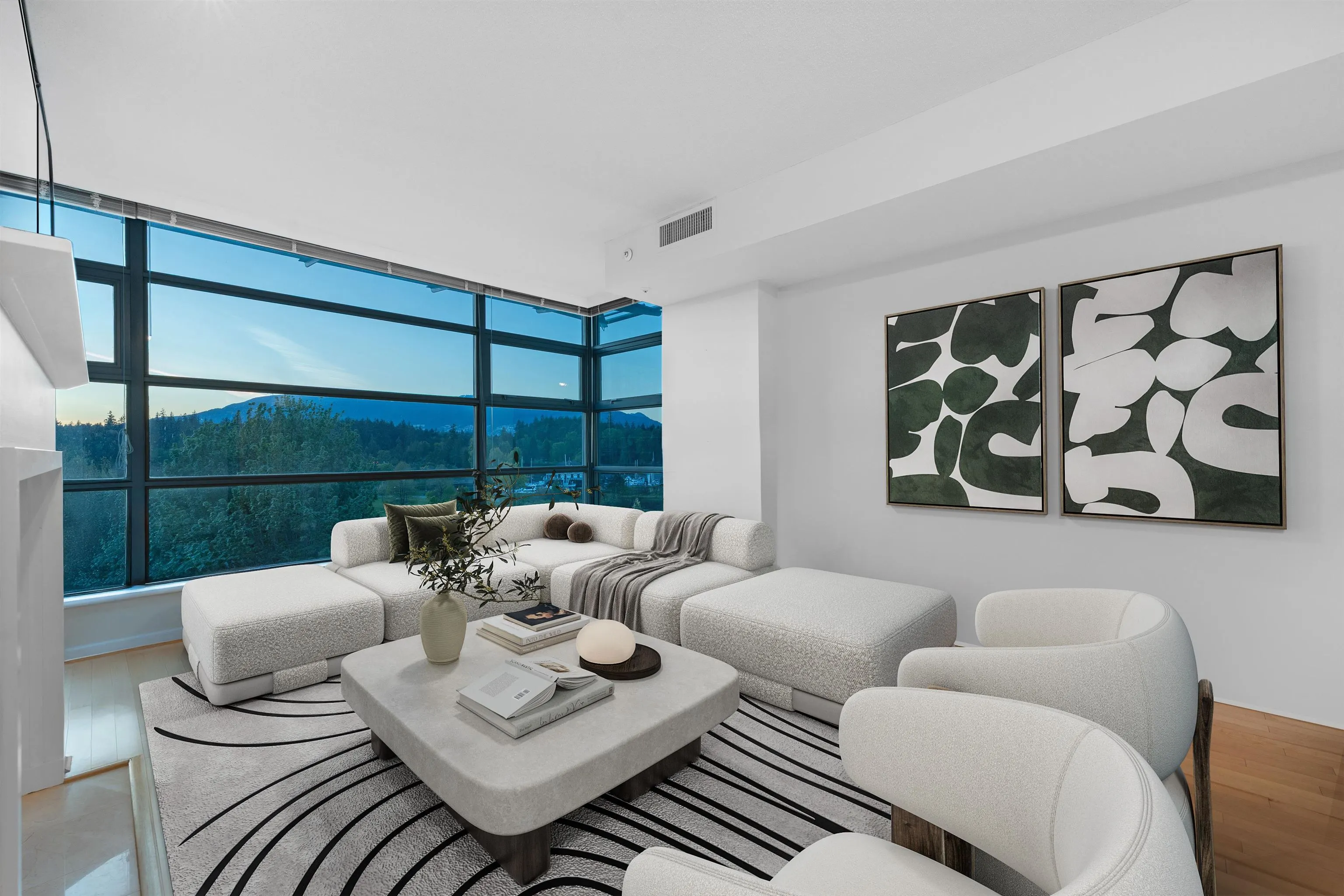 504 1790 Bayshore Drive