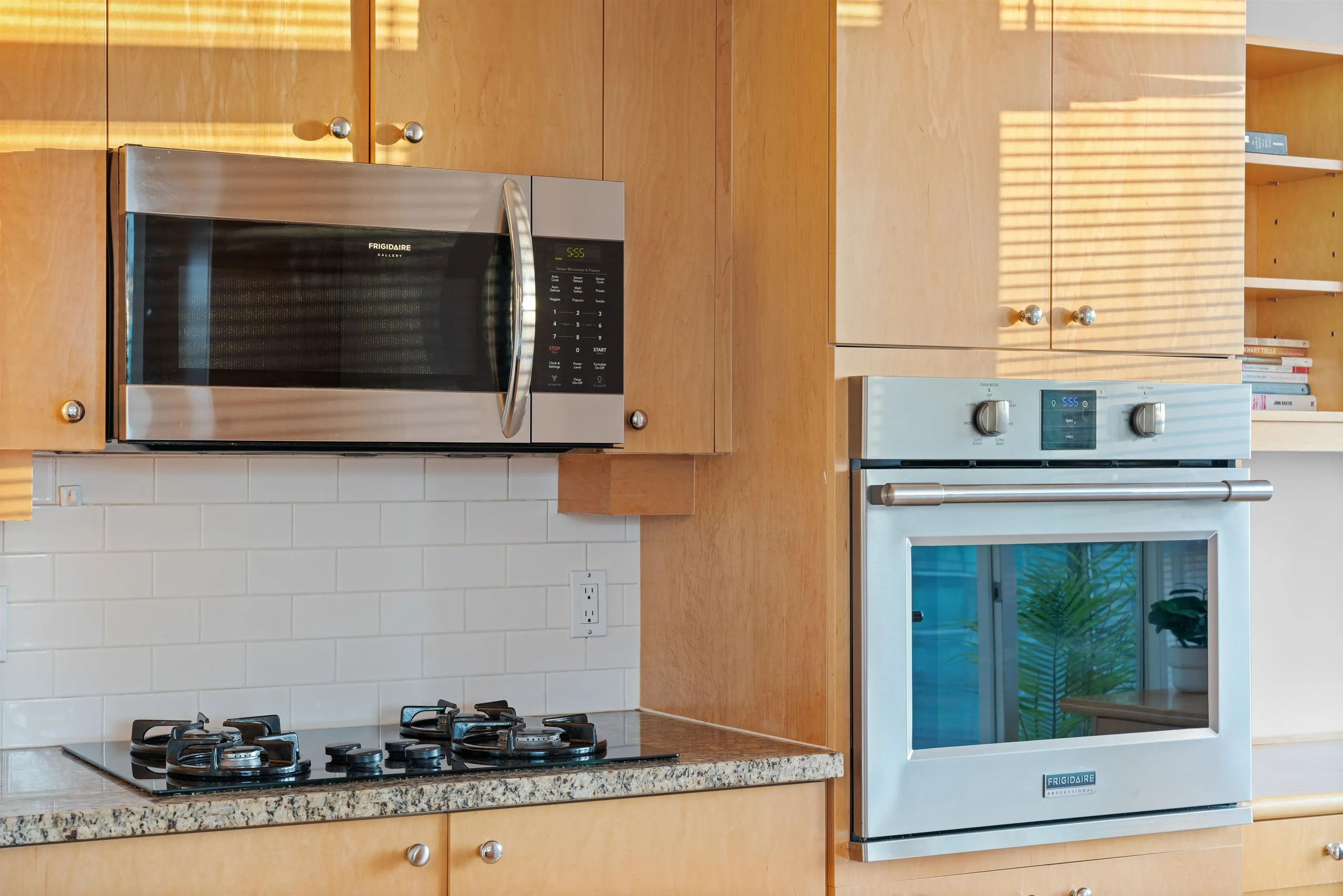 504 1790 Bayshore Drive