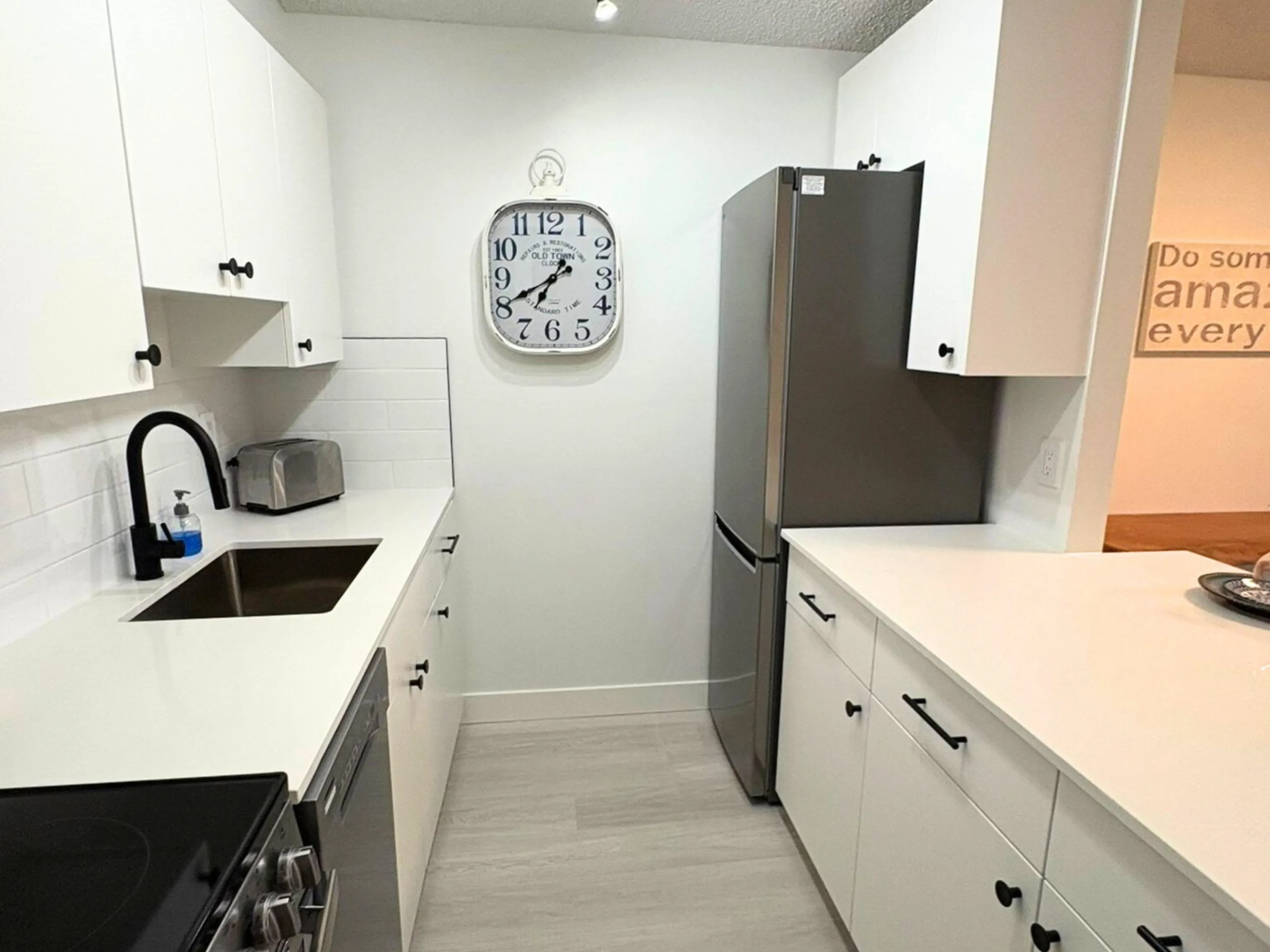 407 6611 Minoru Boulevard