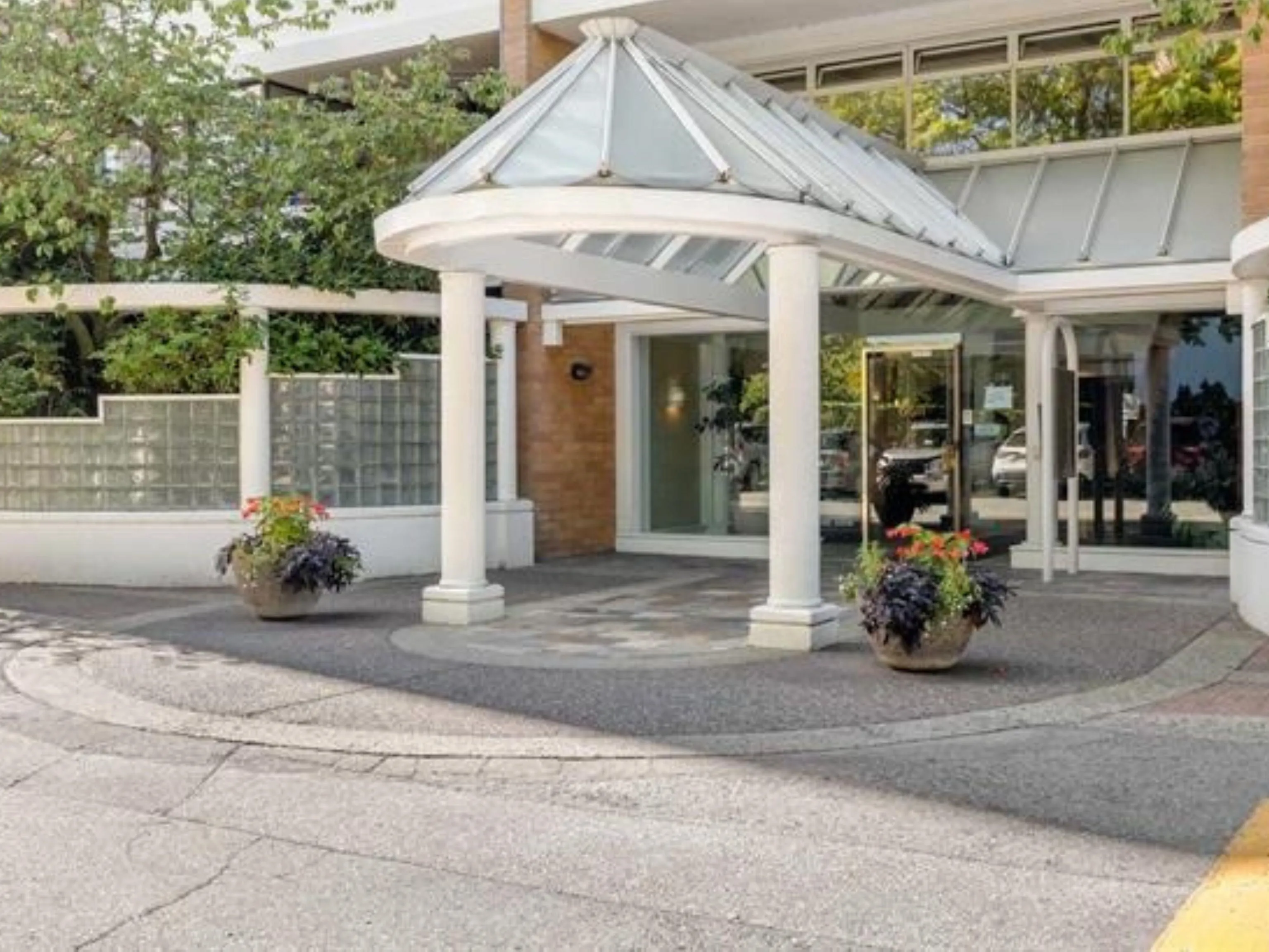 407 6611 Minoru Boulevard