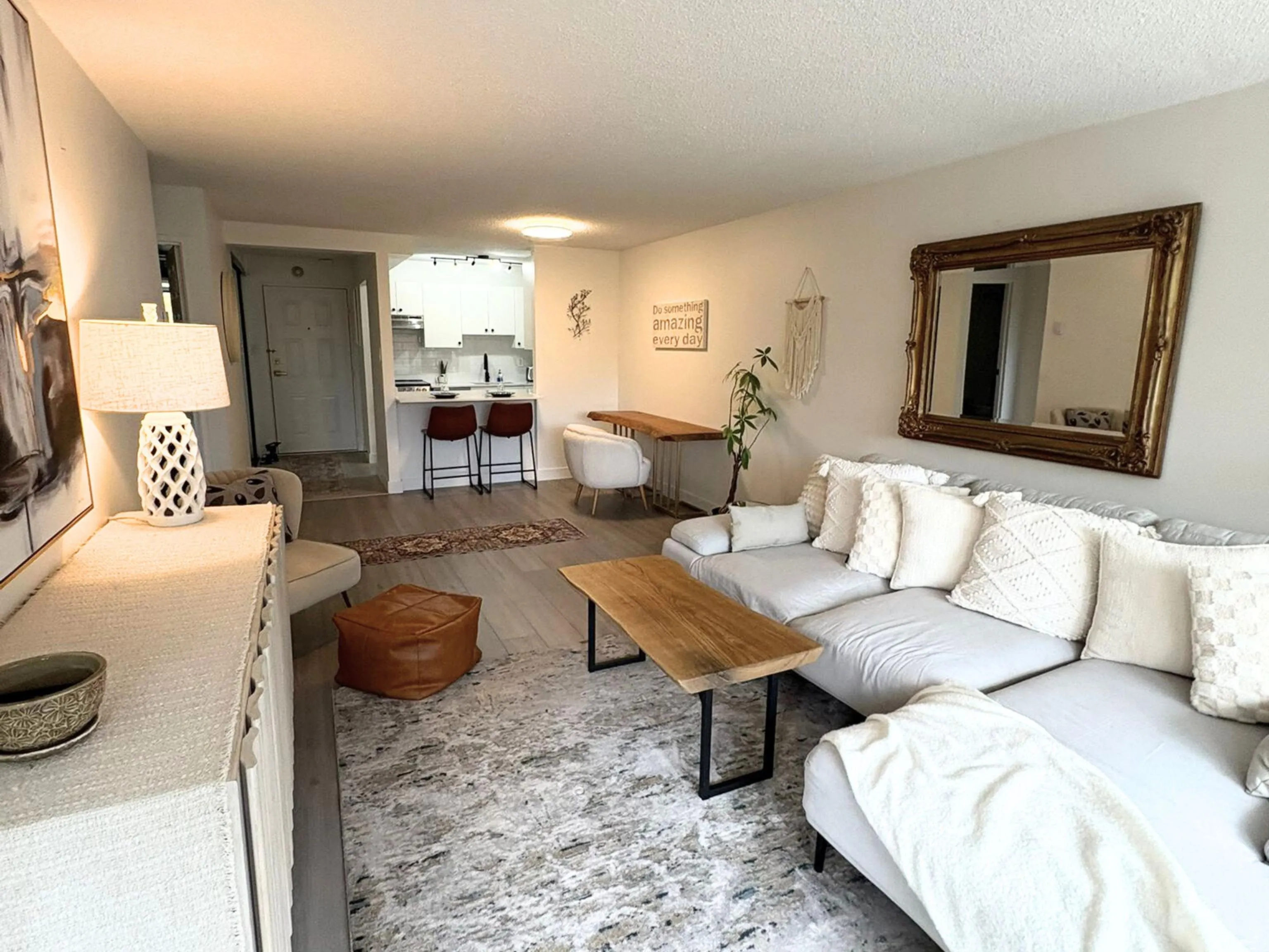 407 6611 Minoru Boulevard