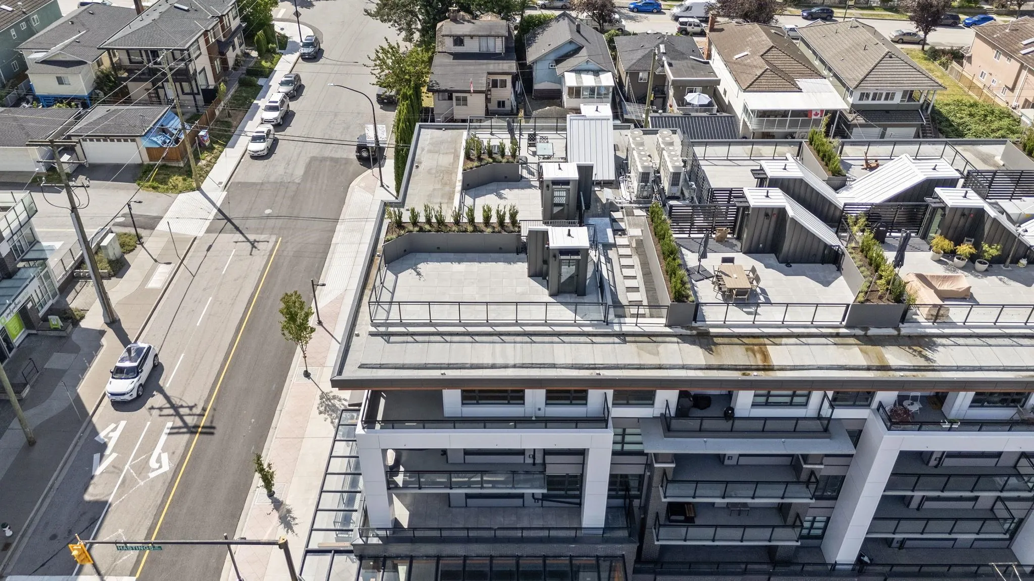 504 4788 Hastings Street